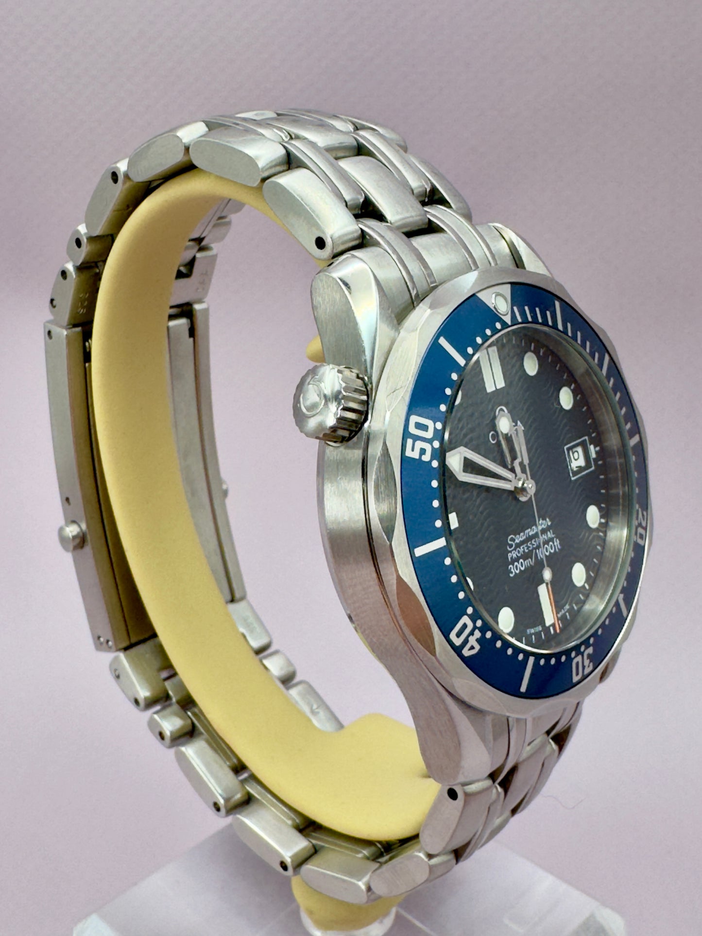2003 OMEGA Seamaster Blue Unisex Watch - 2561.80 - 36mm - Wavey Dial - Full set