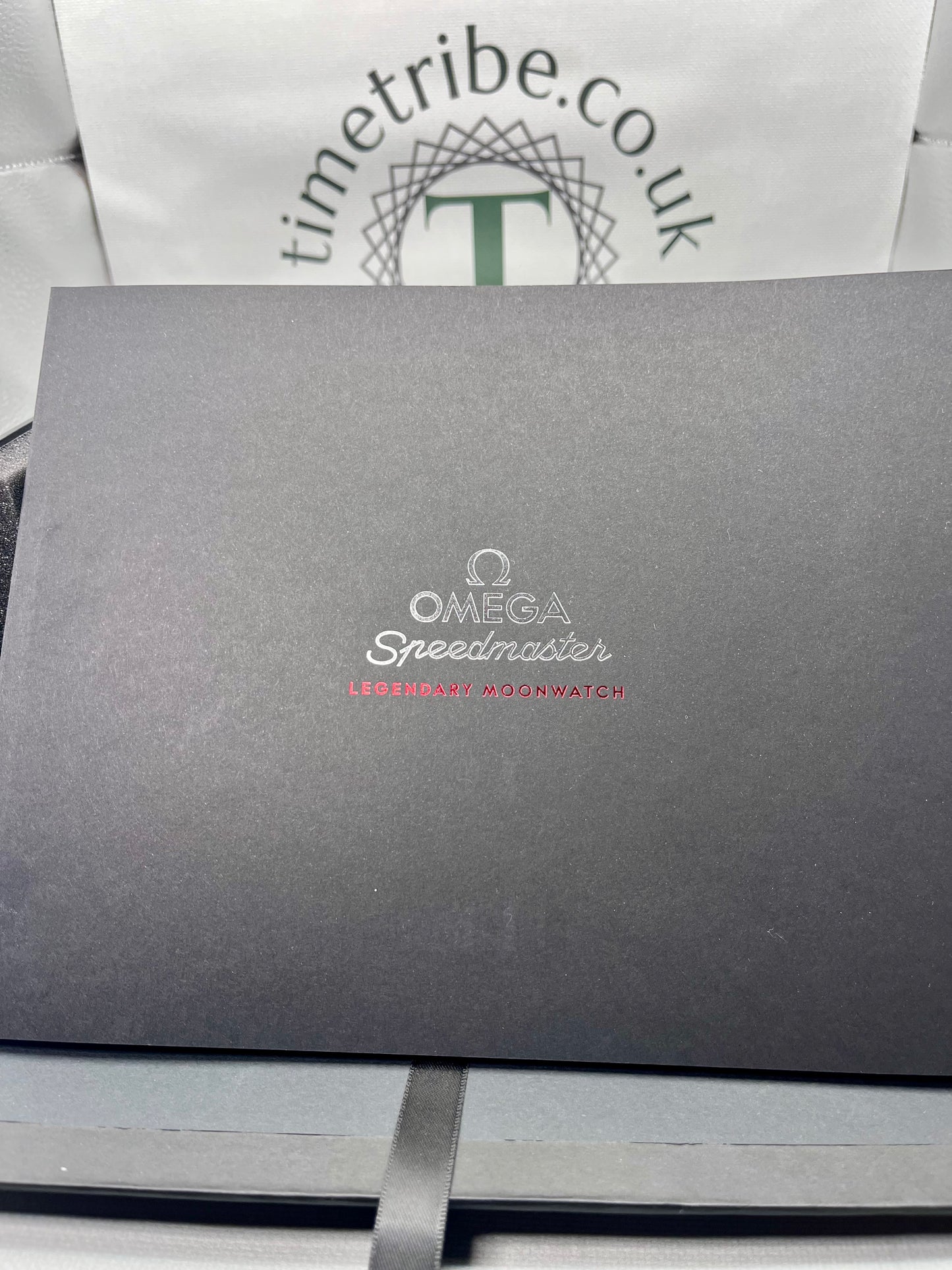 2023 OMEGA Speedmaster Moonwatch Pro - 310.30.42.50.01.001 - Full Set