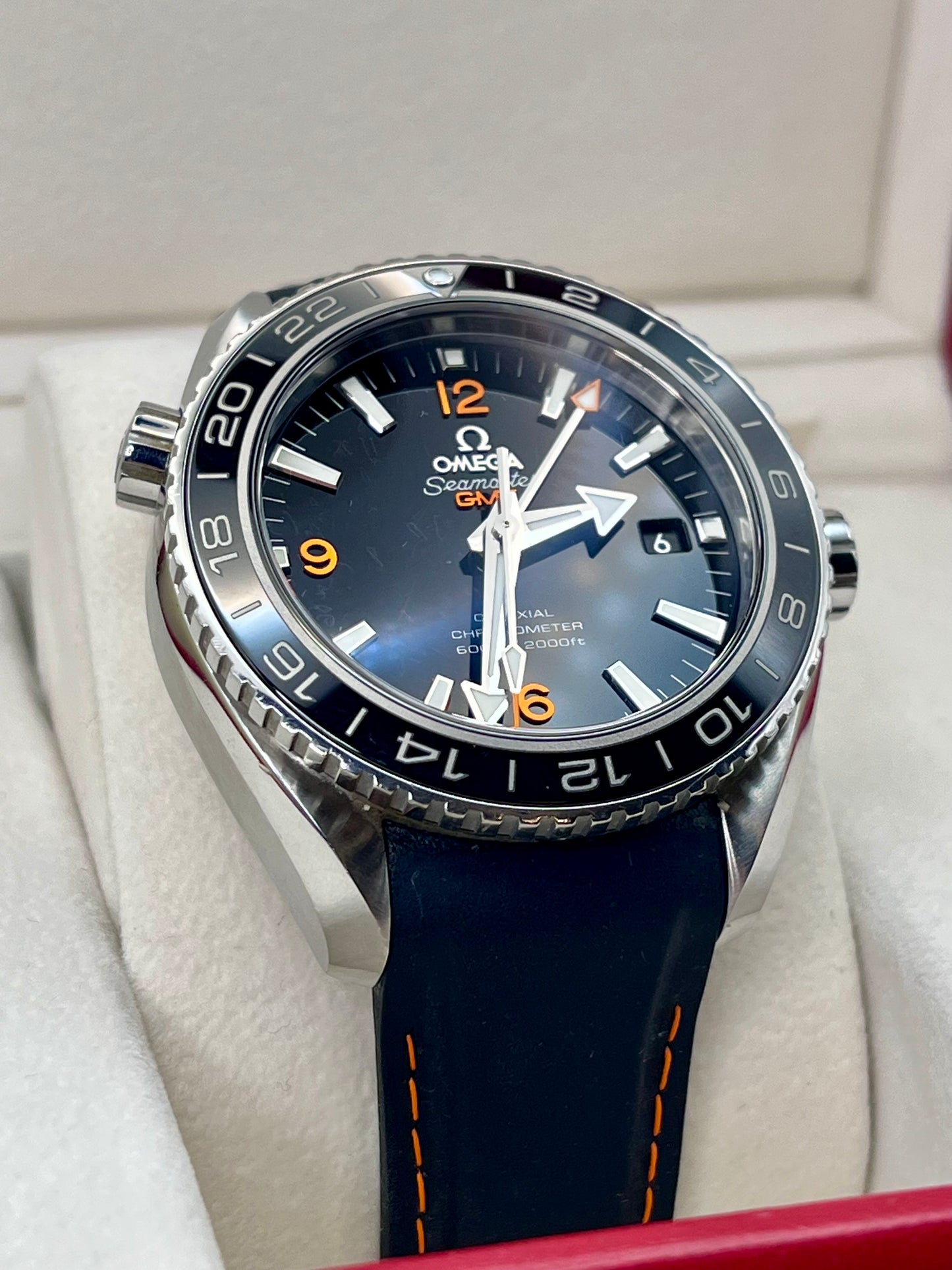 Omega Seamaster Planet Ocean GMT 232.32.44.22.01.002 43.5mm Full Set