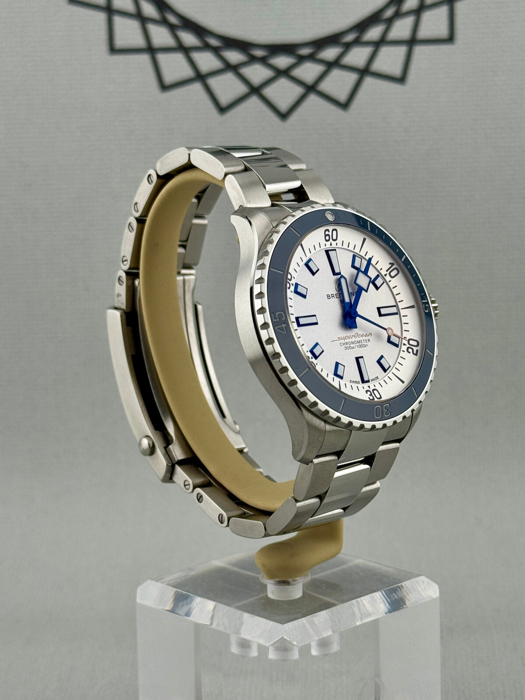 2022 Breitling Super Ocean 42mm A17375 Full Set PX & Finance Availalble