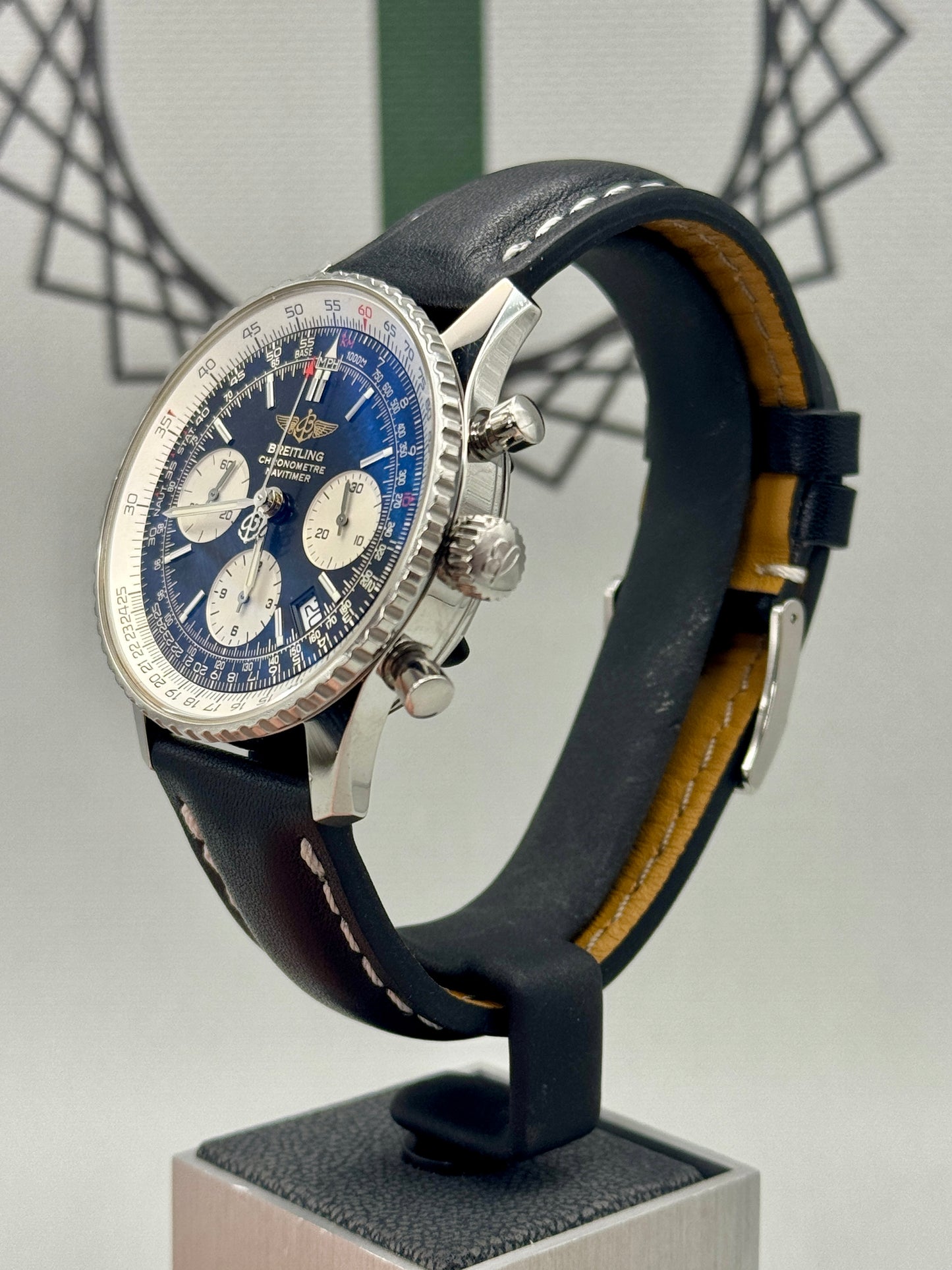 Breitling Navitimer Chrono 42mm A23322 Immaculate Full Set PX Welcome