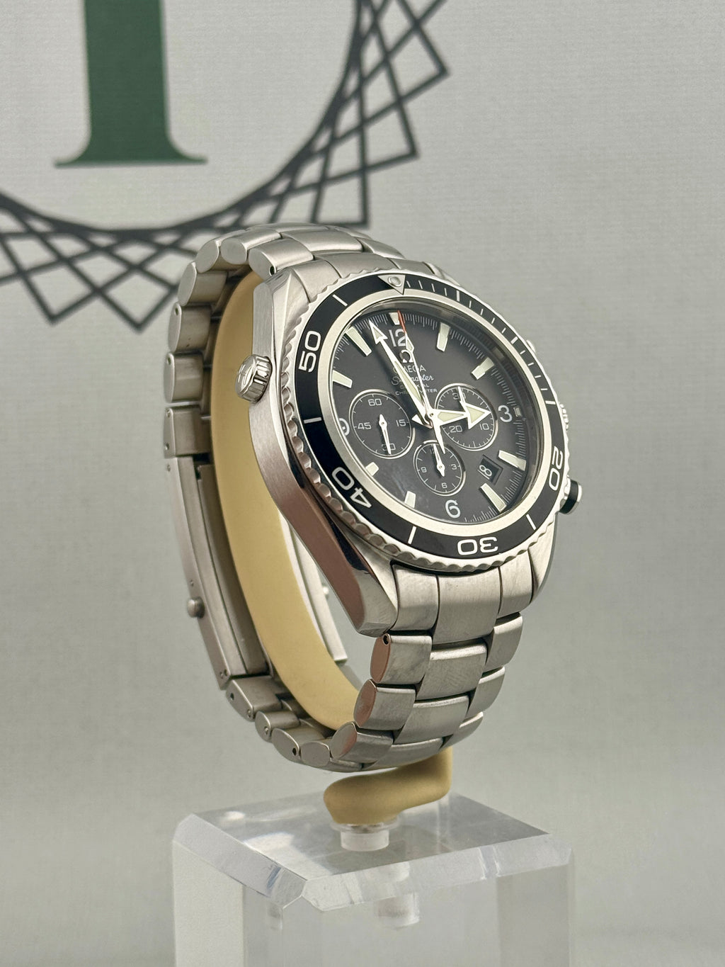 Omega SeaMaster Planet Ocean 45mm 2210.50 Auto Full Set PX and Finance Poss