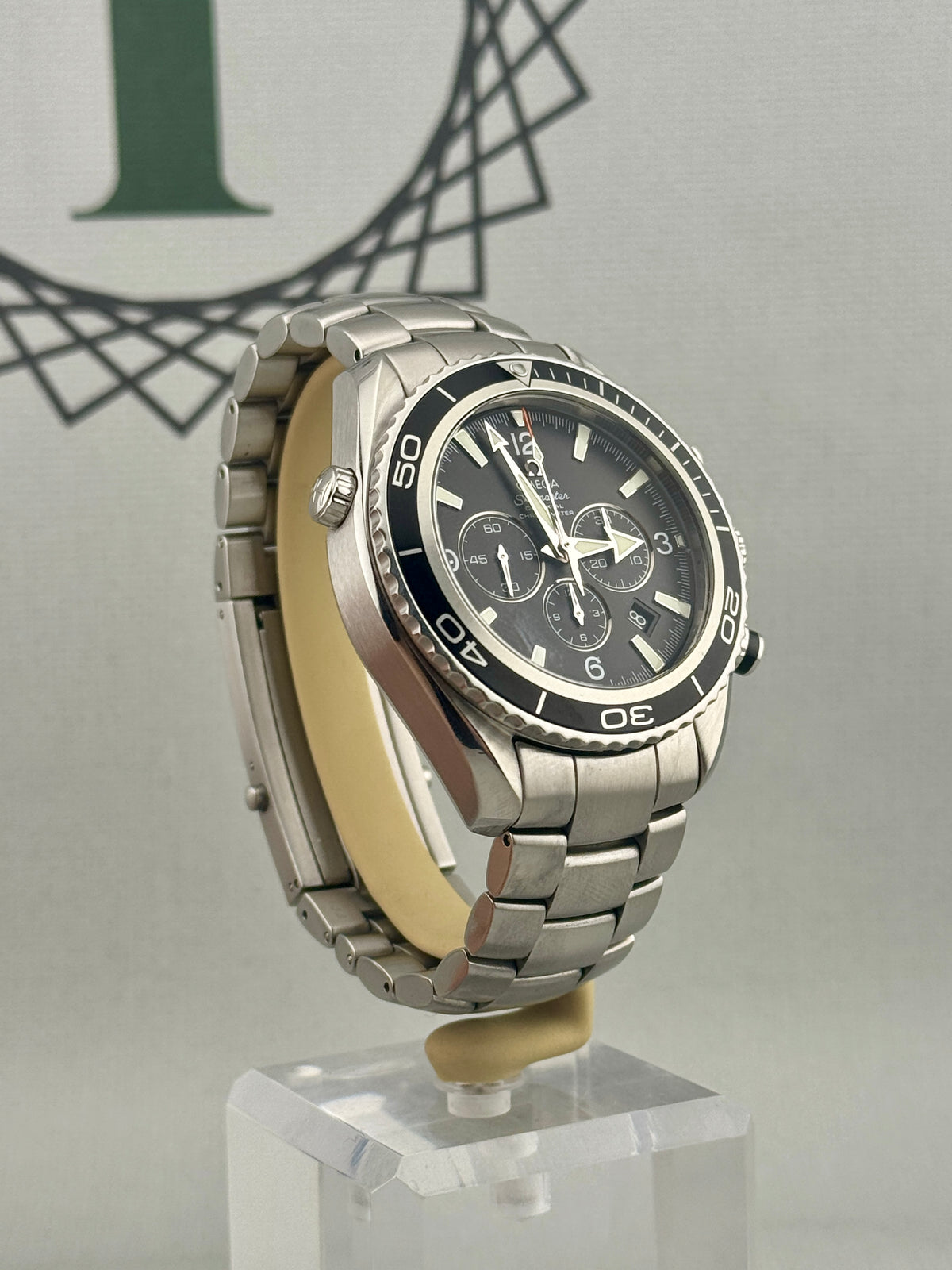 Omega SeaMaster Planet Ocean 45mm 2210.50 Auto Full Set PX and Finance Poss