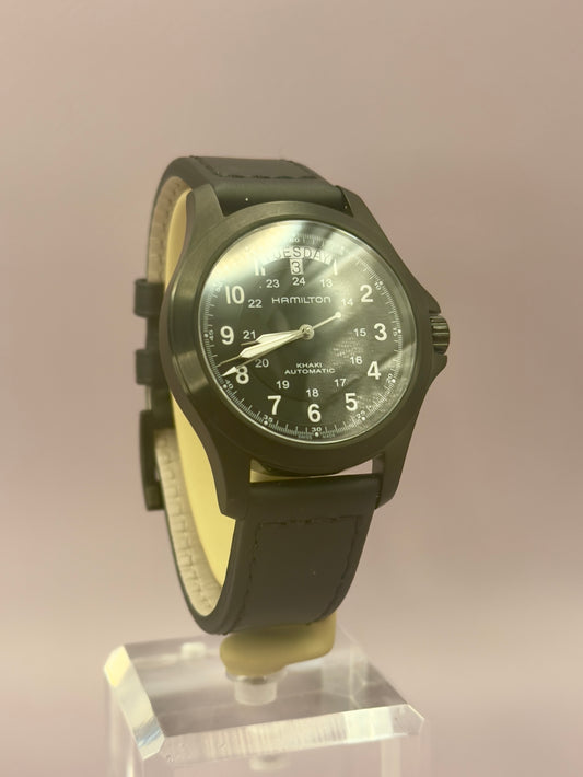 2022 Hamilton Khaki Field King Automatic - H64465733 - 40MM - Full Set Mint
