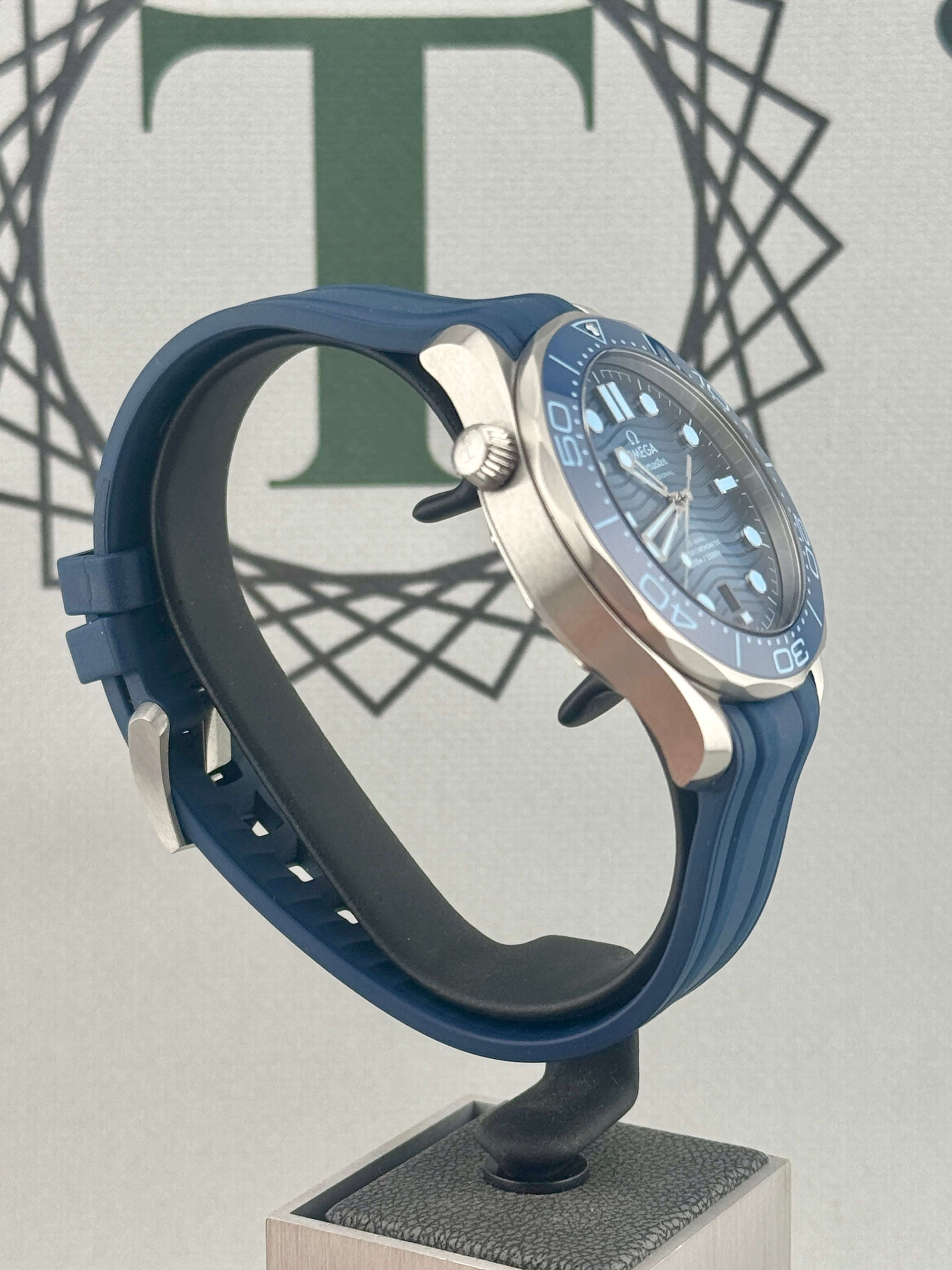 2023 Omega Seamaster 300 Summer Blue 42mm Full Set PX/Finance