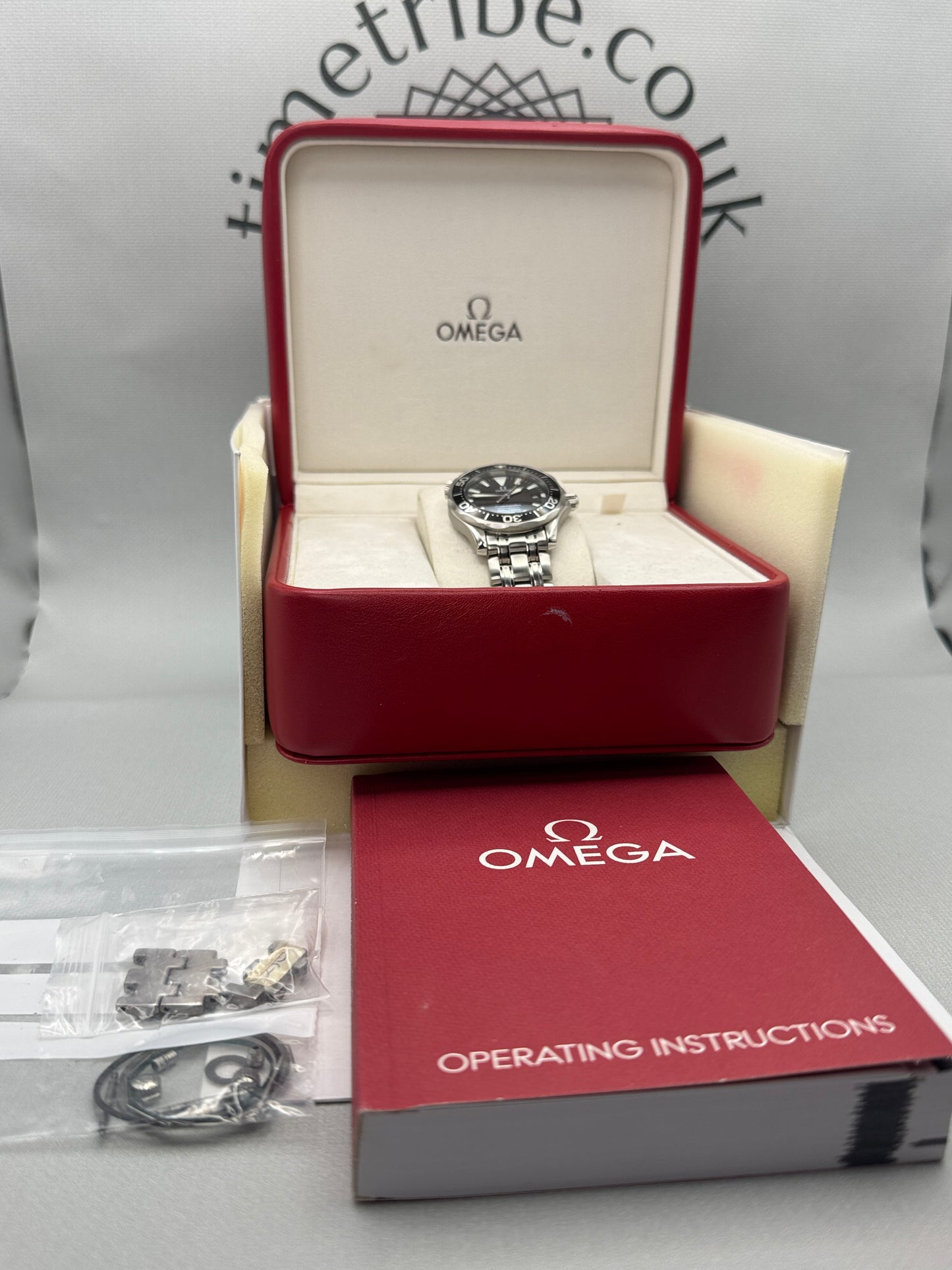 Omega Seamaster 300m 2262.50 36mm Serviced Quartz Full Set PX Welcome
