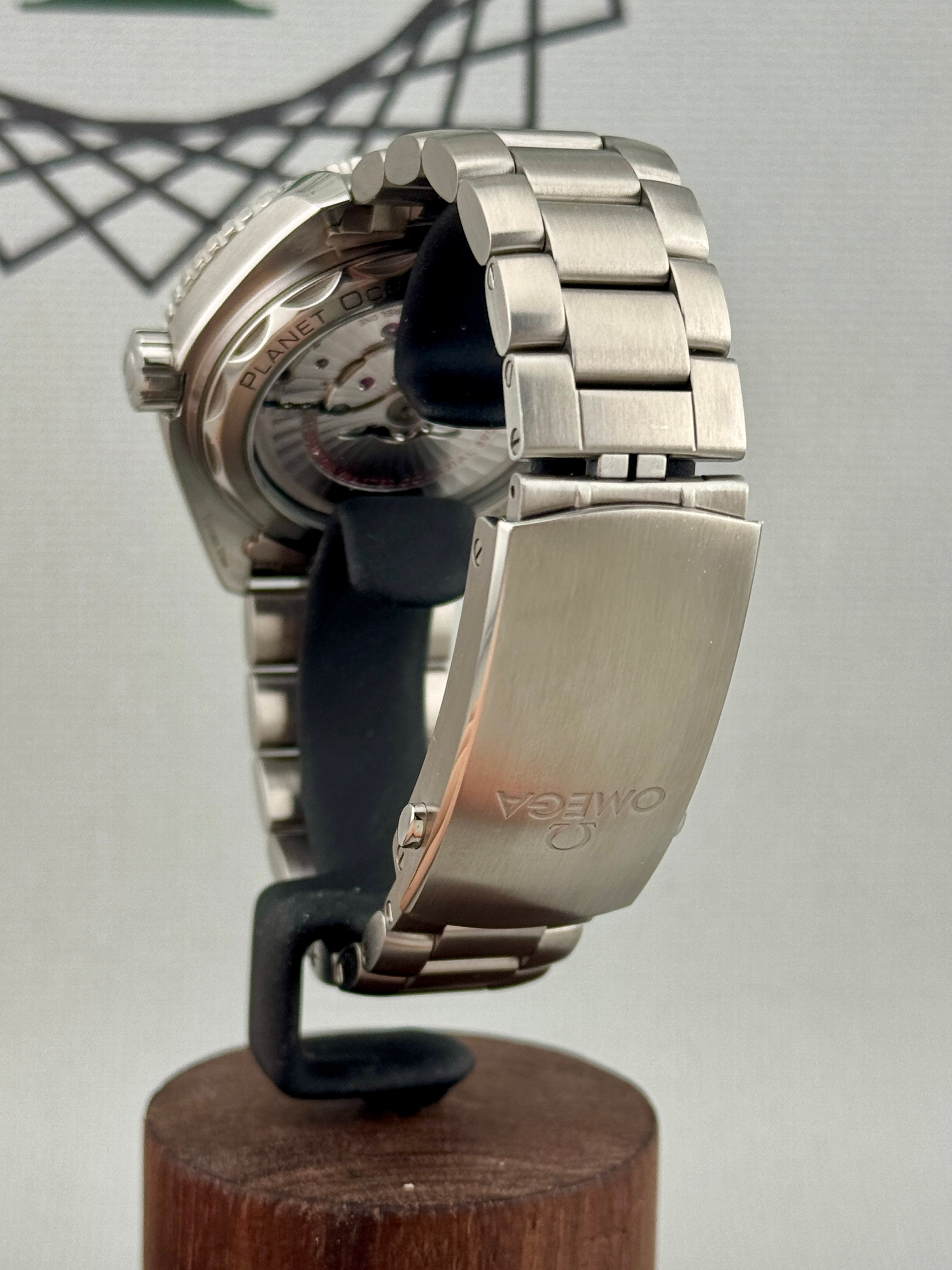 2024 Omega SeaMaster Planet Ocean 43.5mm 215.30.44.21.01.001 Full Set PX Poss