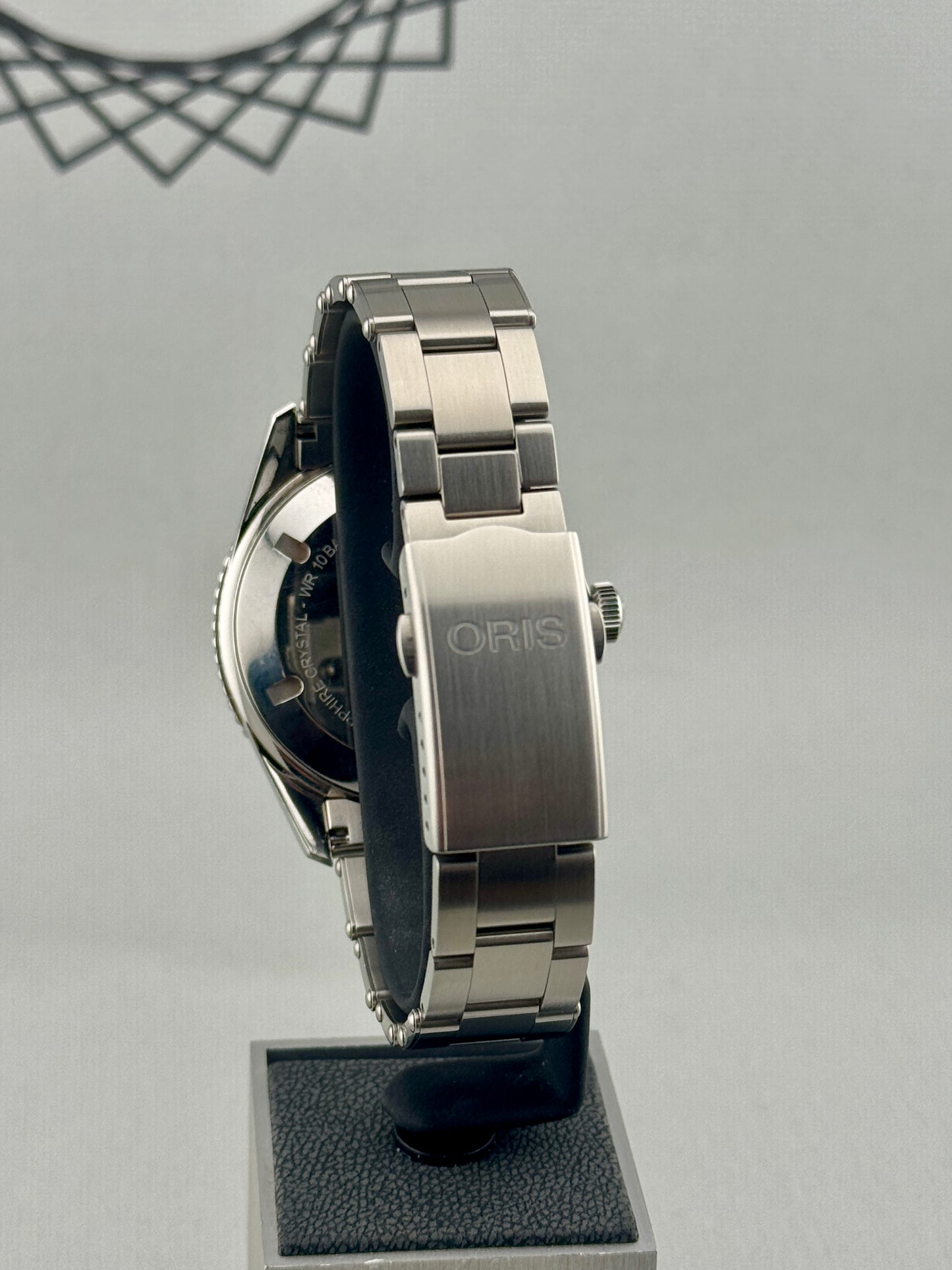 Oris Diver 65 Full Set 42mm Ref 01 733 7720 4055 NATO + Steel