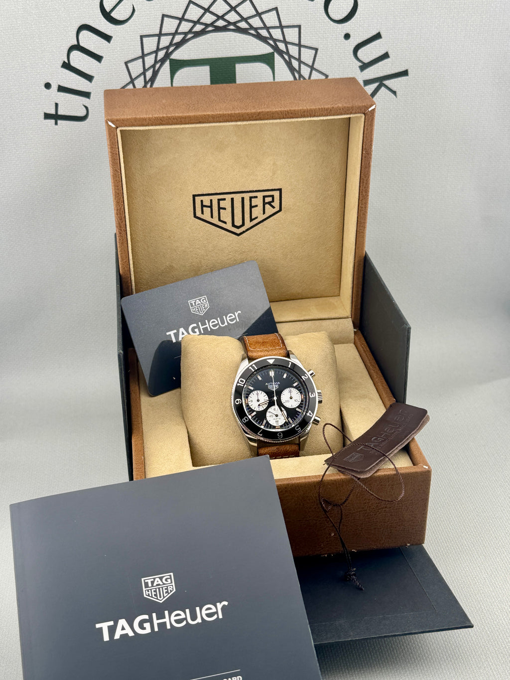 2018 TAG Heuer Autavia Caliber 02 42mm Chrono CBE2110.FC8226 Full Set Part X Pos