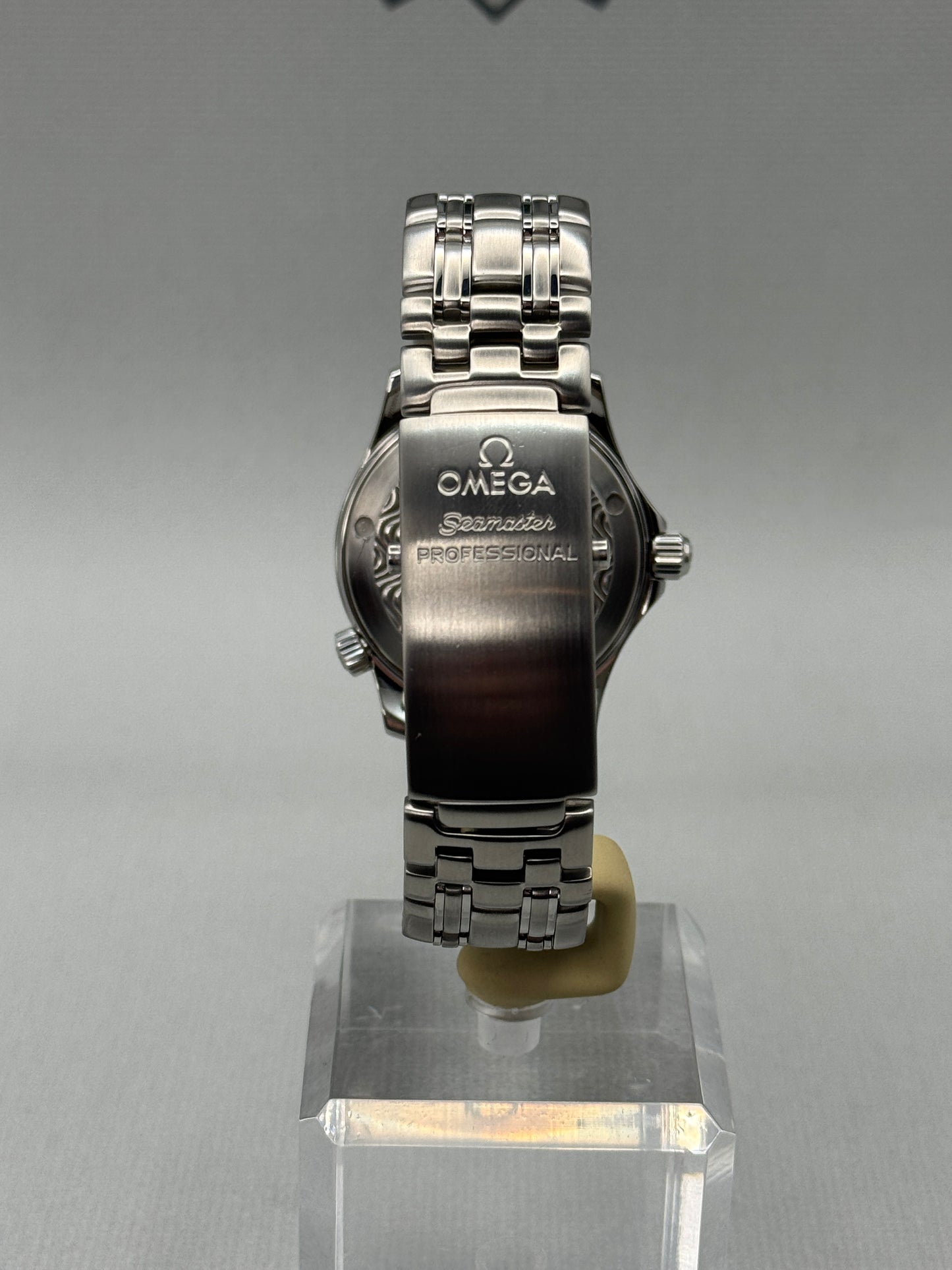 Omega Seamaster 300m 2262.50 36mm Serviced Quartz Full Set PX Welcome