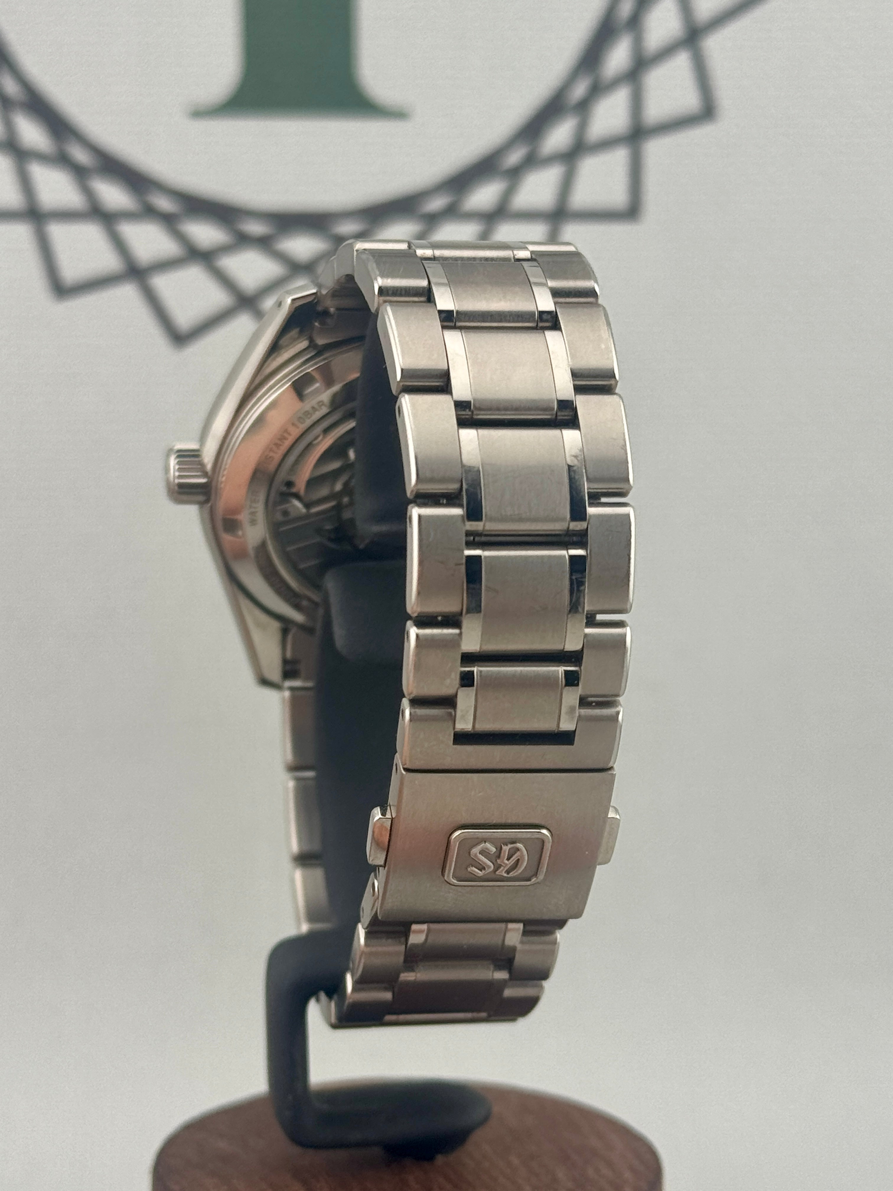 2025 GRAND SEIKO SBGA413G Spring Drive 'Shunbun Cherry Blossom' 40mm PX Welcome