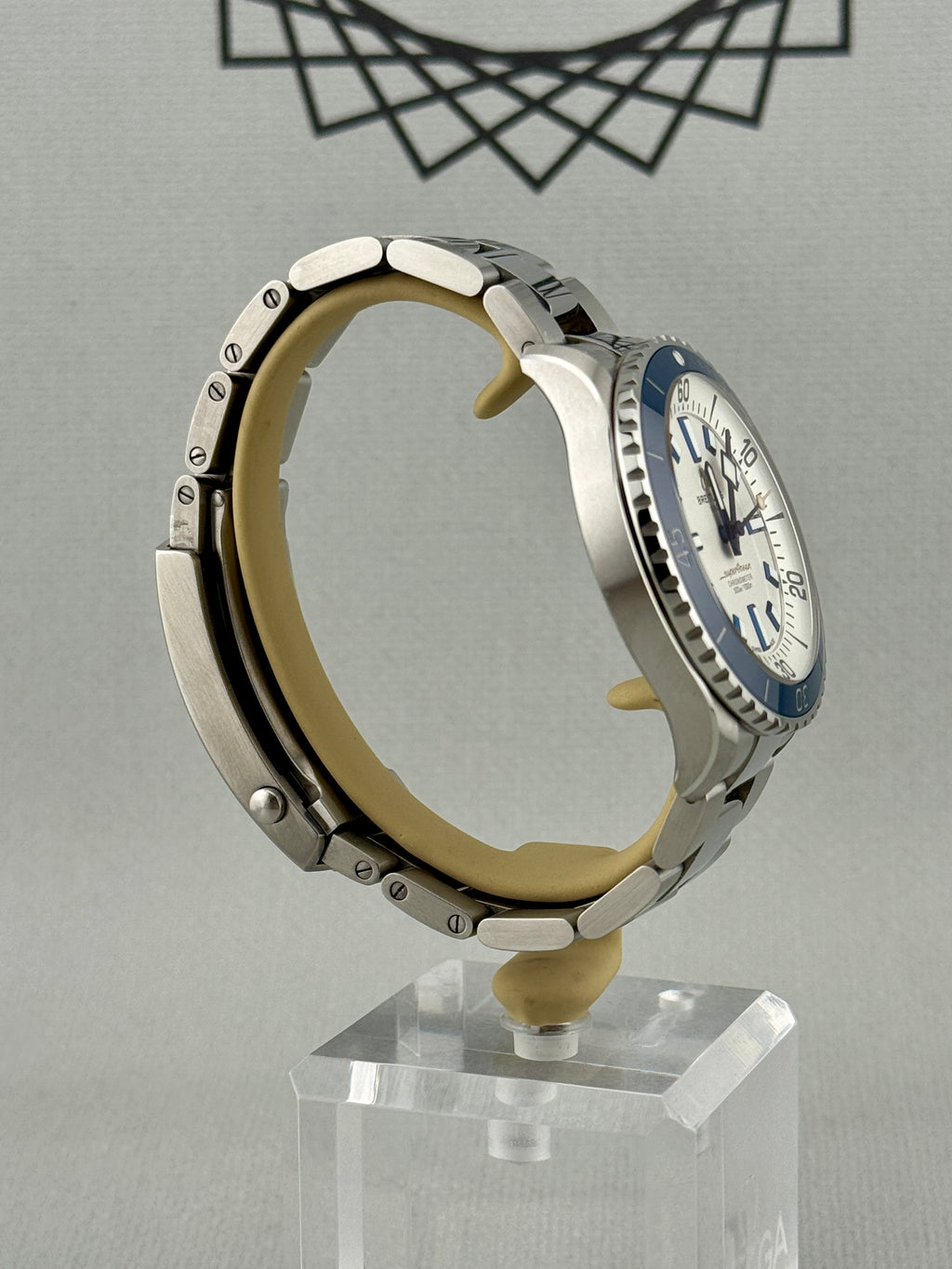 2022 Breitling Super Ocean 42mm A17375 Full Set PX & Finance Availalble