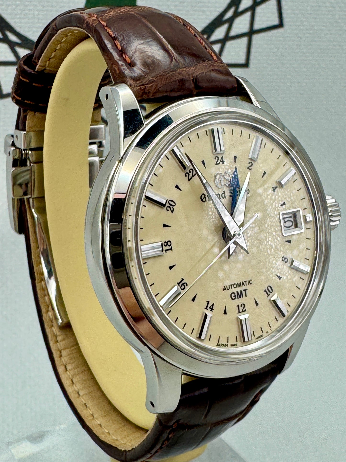 2024 GRAND SEIKO ELEGANCE - SBGM221 - 39.5mm - Full Set
