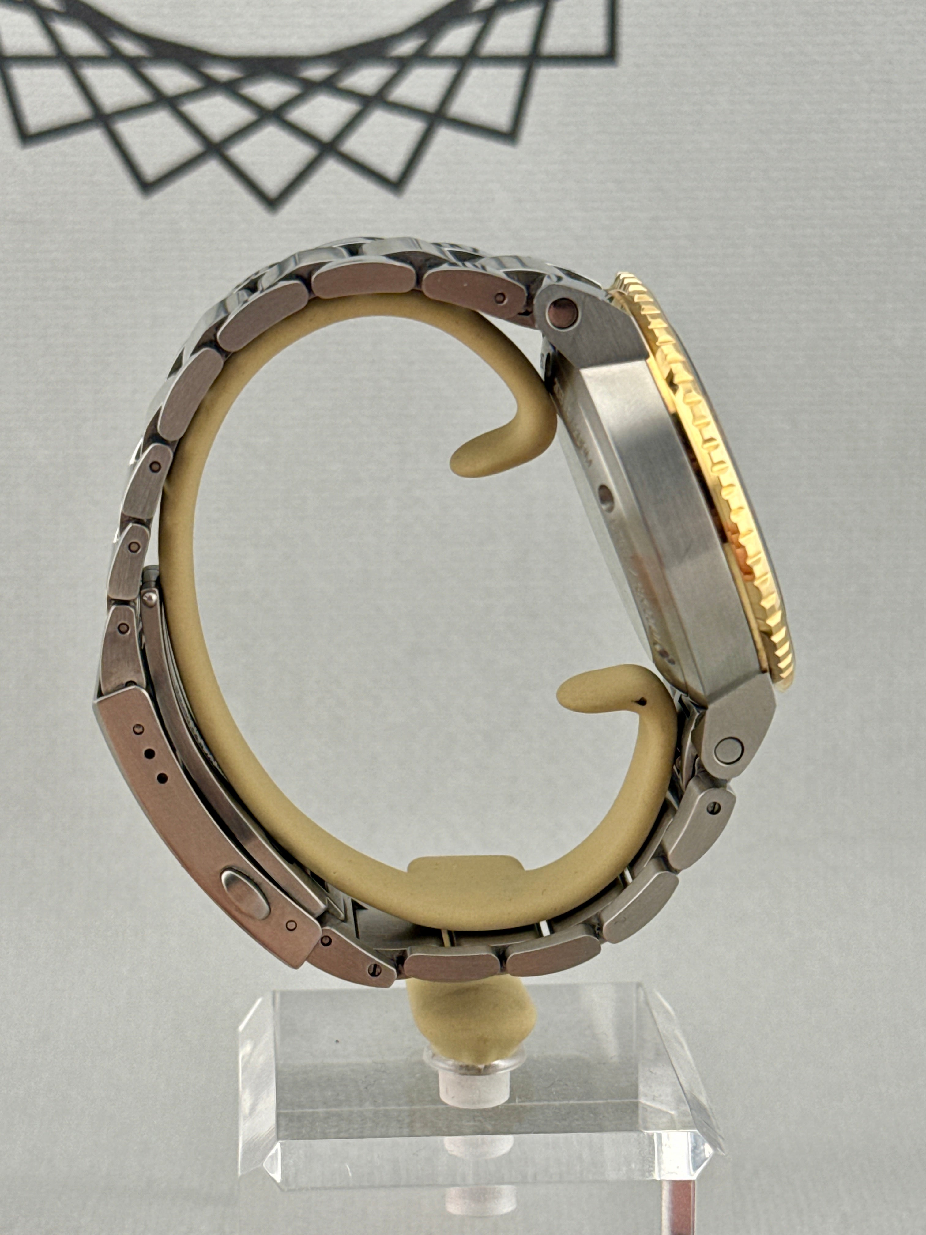 2024 Oris Mens Aquis Date Steel & Gold Auto Calibre 400 Blue 41.5mm Full Set
