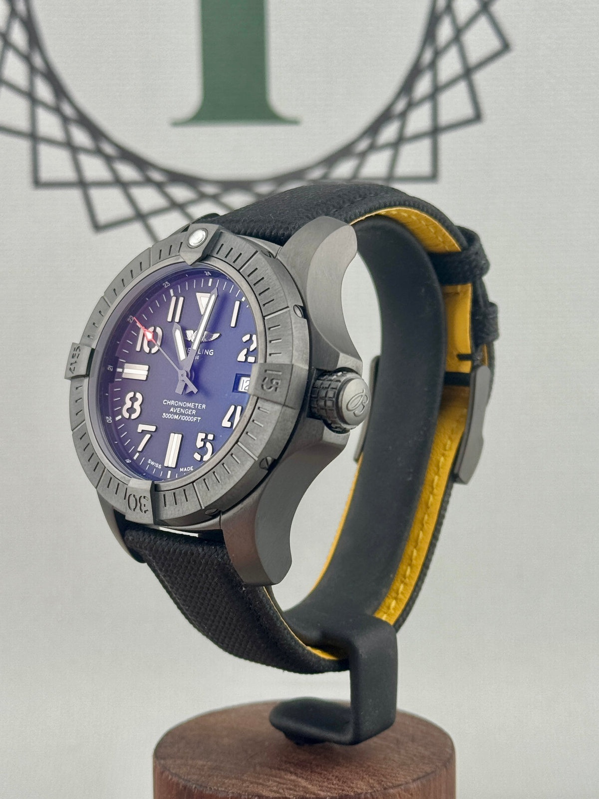 2025 Breitling V17319 Avenger SeaWolf Night Mission 45mm Full Set PX Welcome