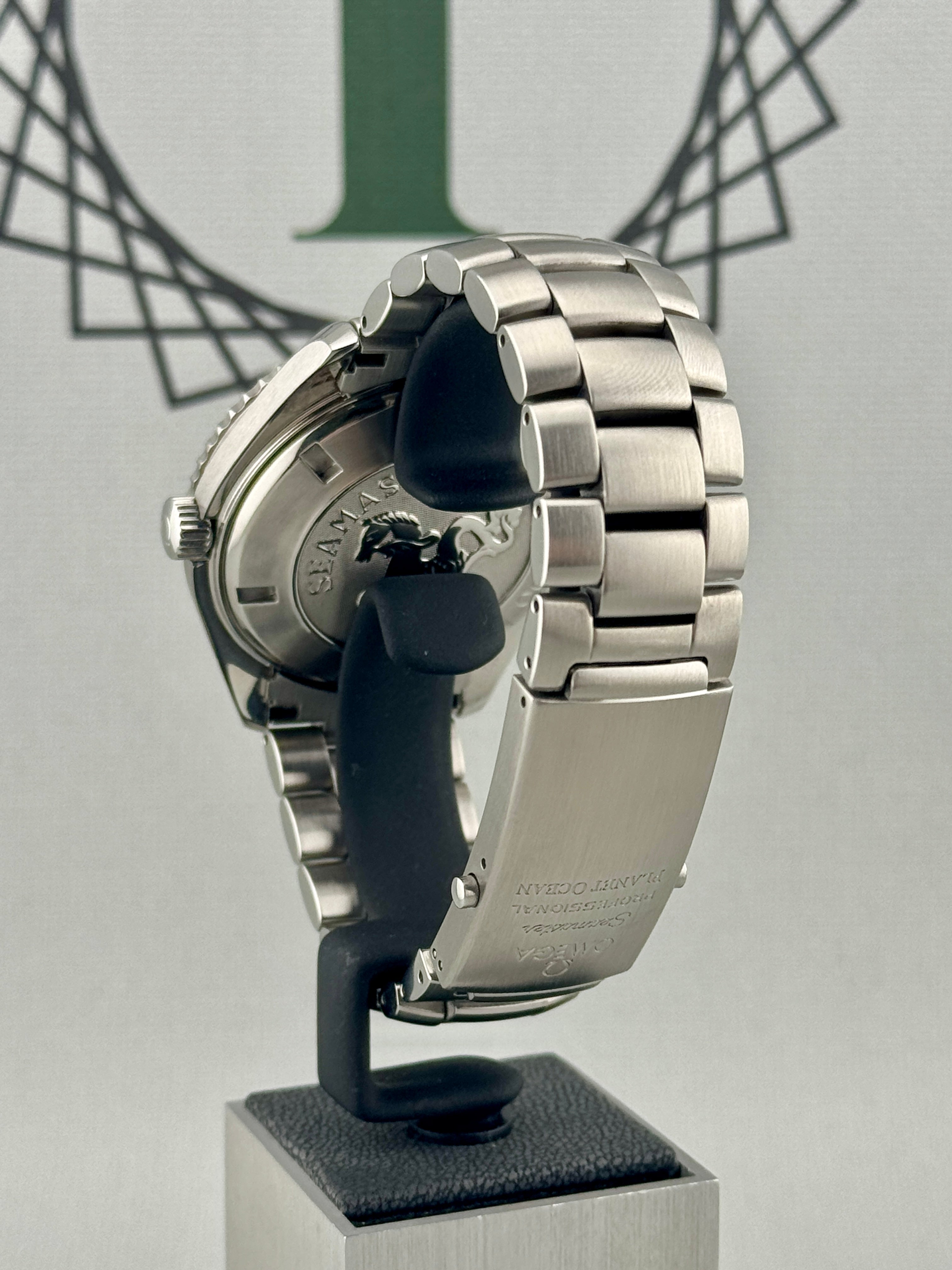 Omega Seamaster Planet Ocean 2200.51 Co Axial 600m Watch Full Set PX/Finance Pos