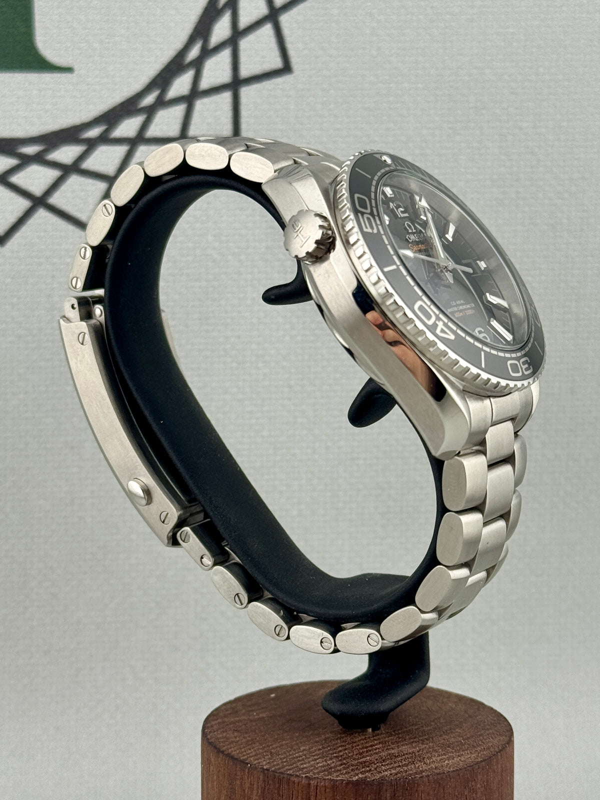 2024 Omega SeaMaster Planet Ocean 43.5mm 215.30.44.21.01.001 Full Set PX Poss