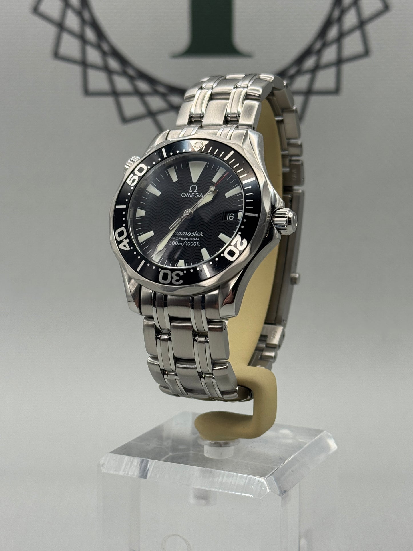 Omega Seamaster 300m 2262.50 36mm Serviced Quartz Full Set PX Welcome