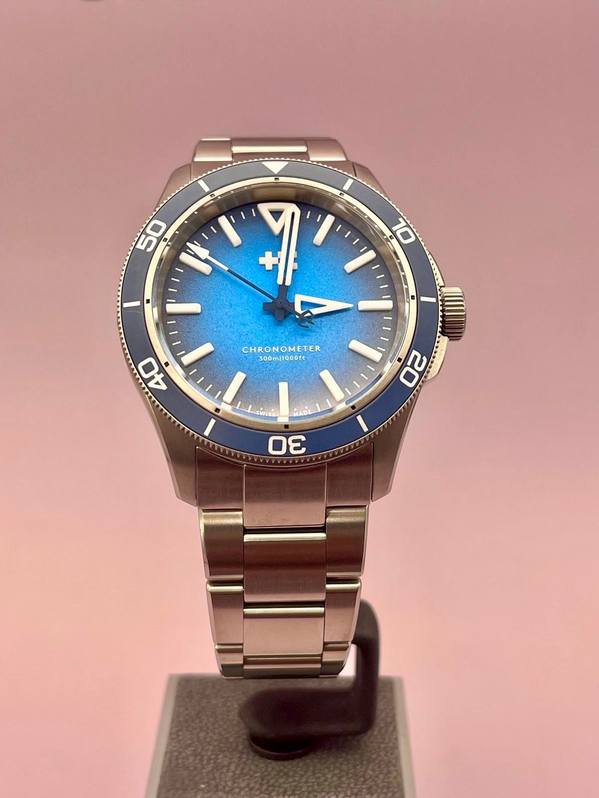 2025 Christopher Ward C60 Trident Lumiere Blue - 41mm - Titanium - Full Set - TimeTribe