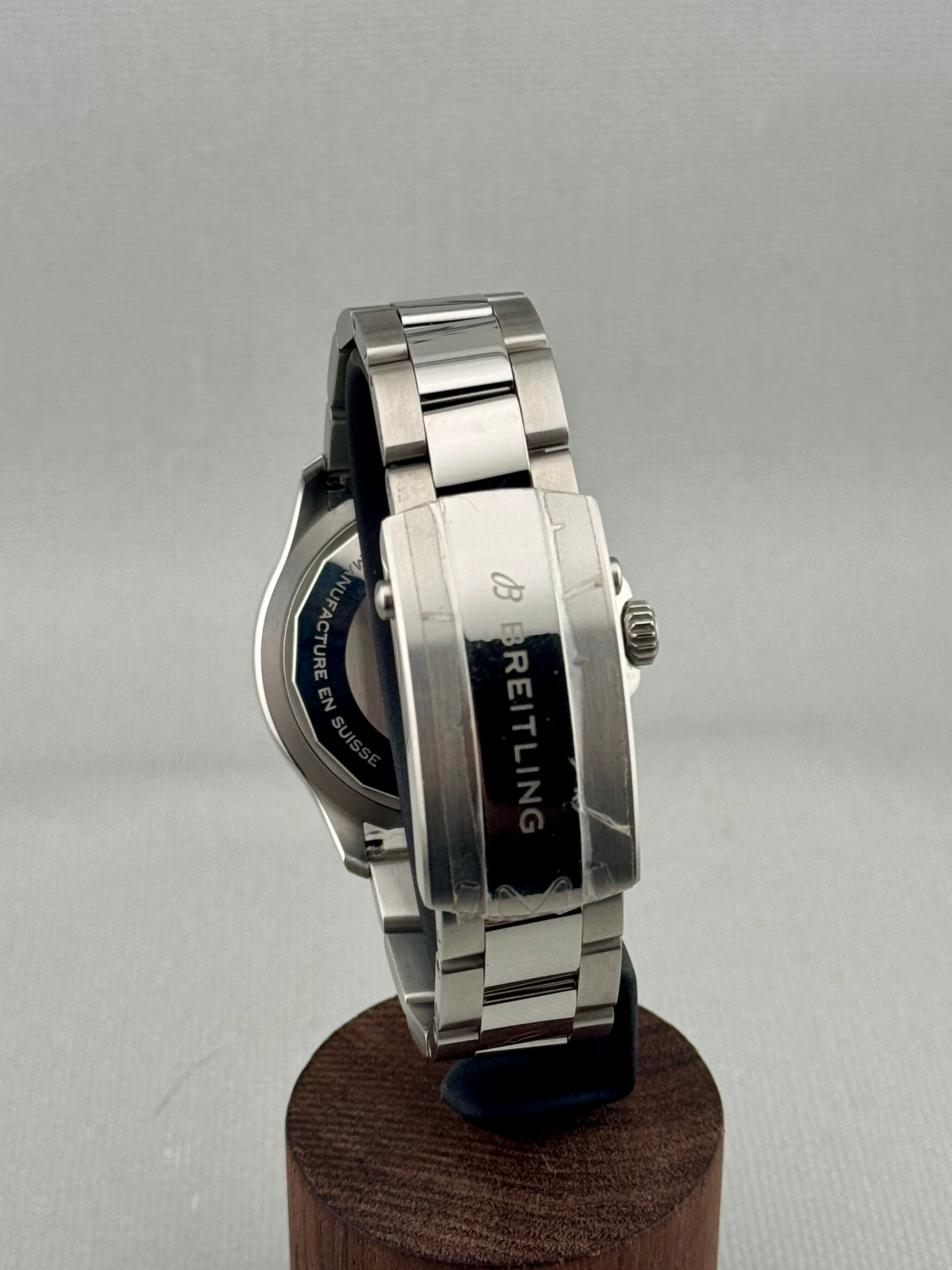 2026 Breitling Super Ocean 42mm A17375 Full Set Warranty to 2030 PX/Finance Pos