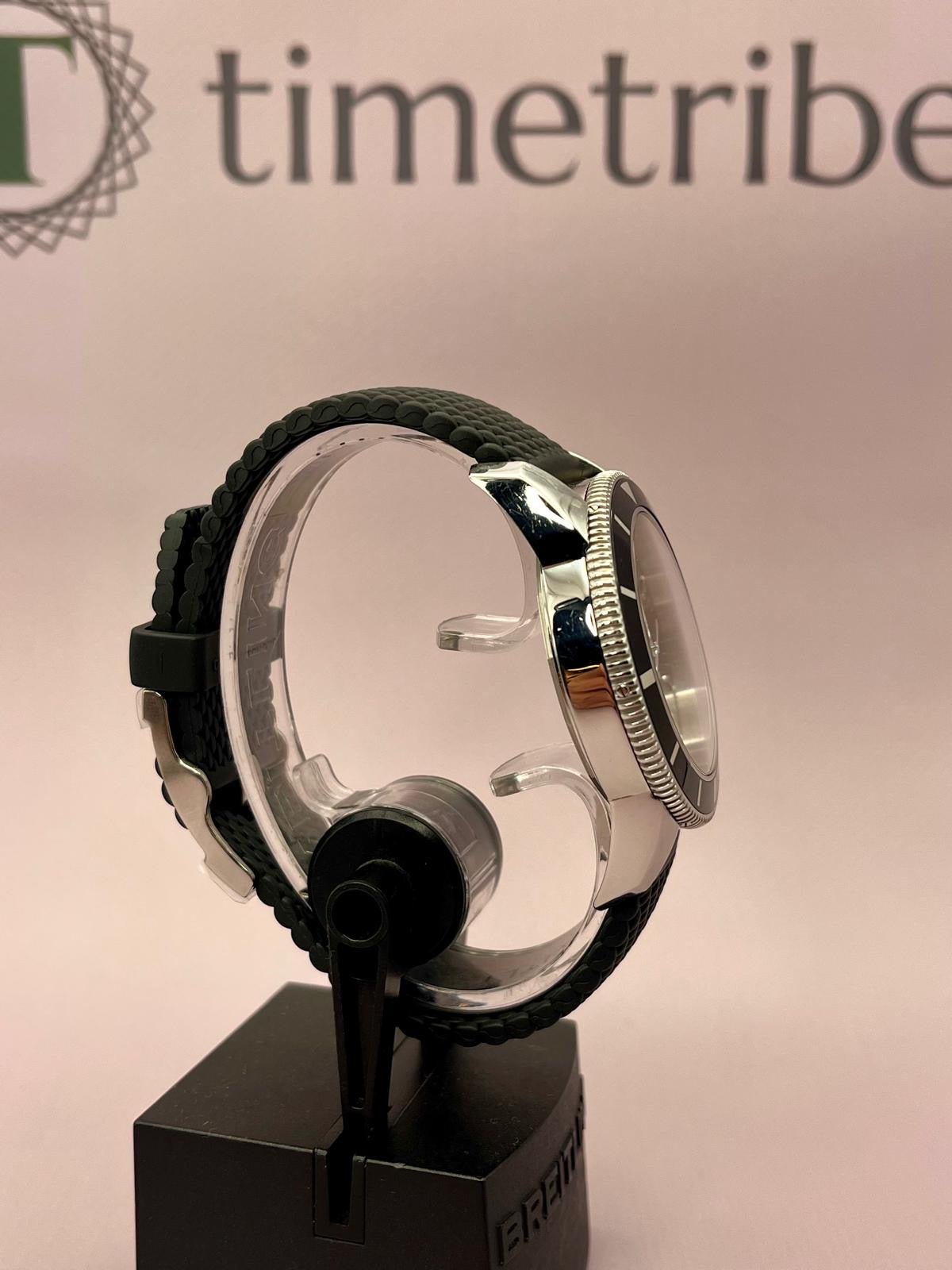 Breitling Superocean Men's Black Watch Automatic - A17320 - 44m - Full Set - TimeTribe