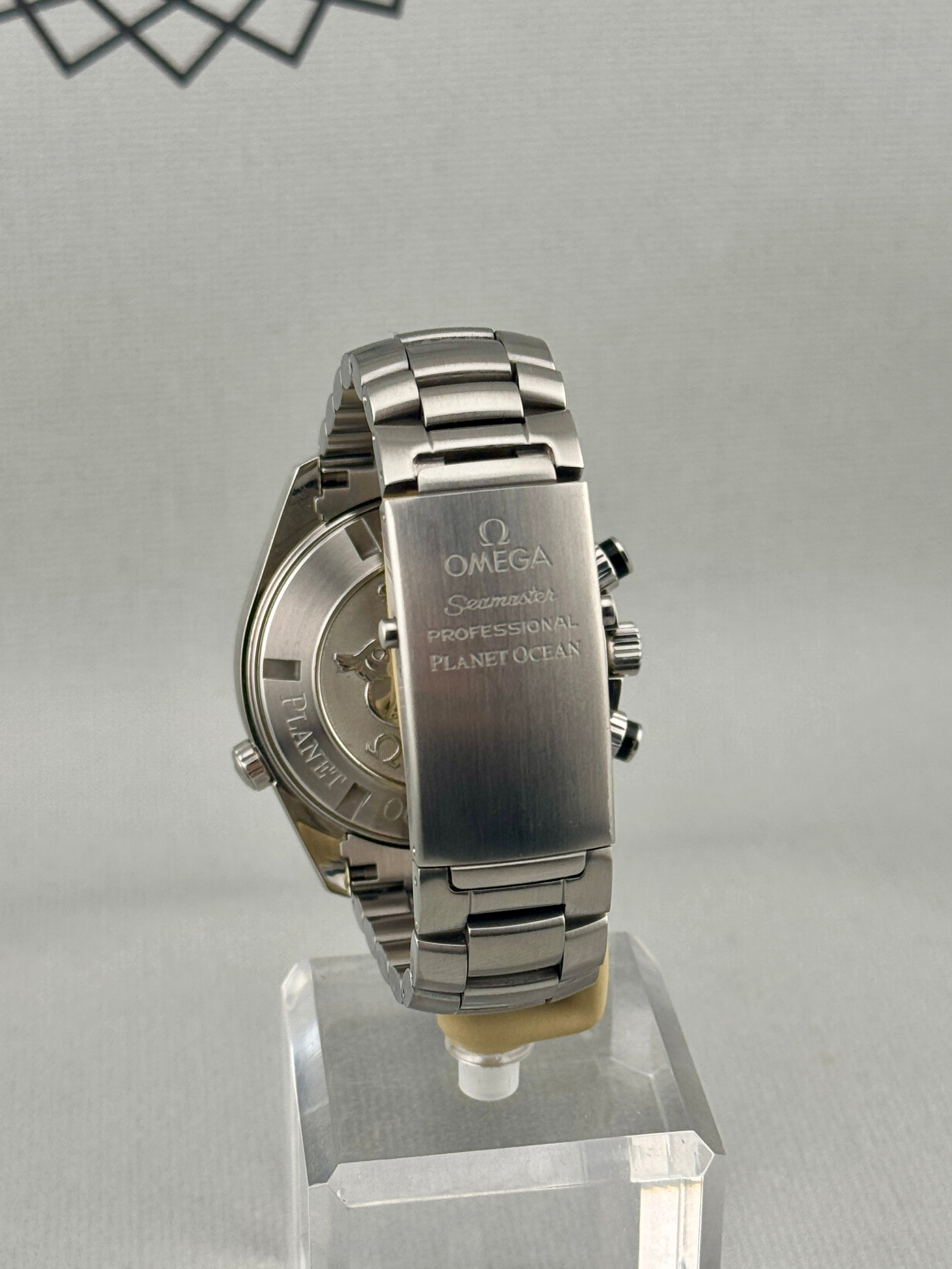 Omega SeaMaster Planet Ocean 45mm 2210.50 Auto Full Set PX and Finance Poss