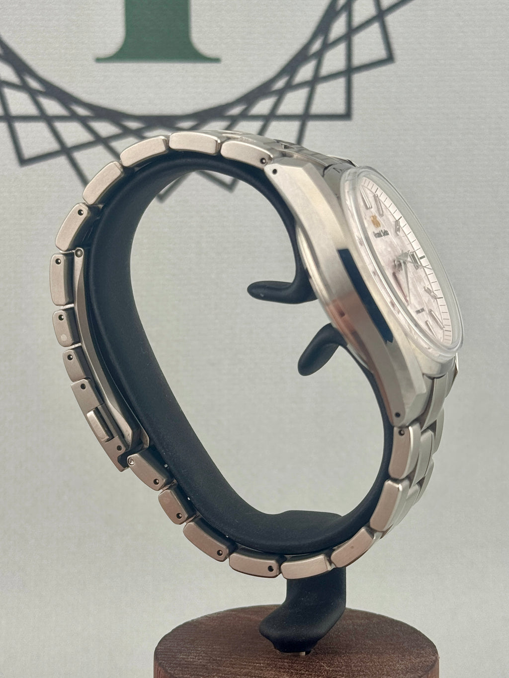2025 GRAND SEIKO SBGA413G Spring Drive 'Shunbun Cherry Blossom' 40mm PX Welcome