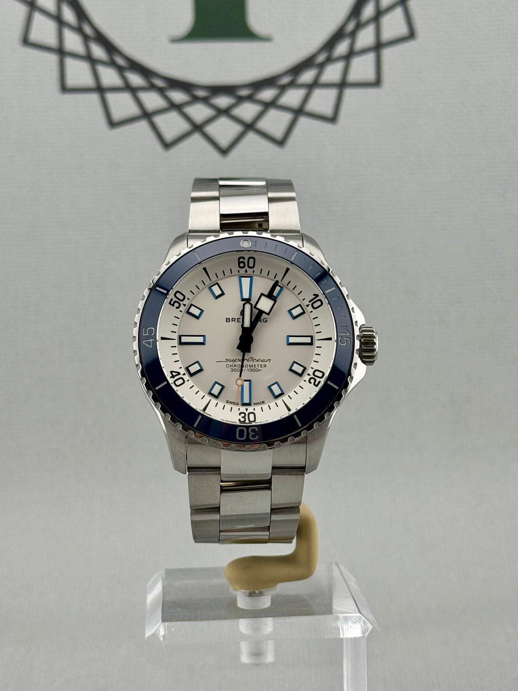 2022 Breitling Super Ocean 42mm A17375 Full Set PX & Finance Availalble