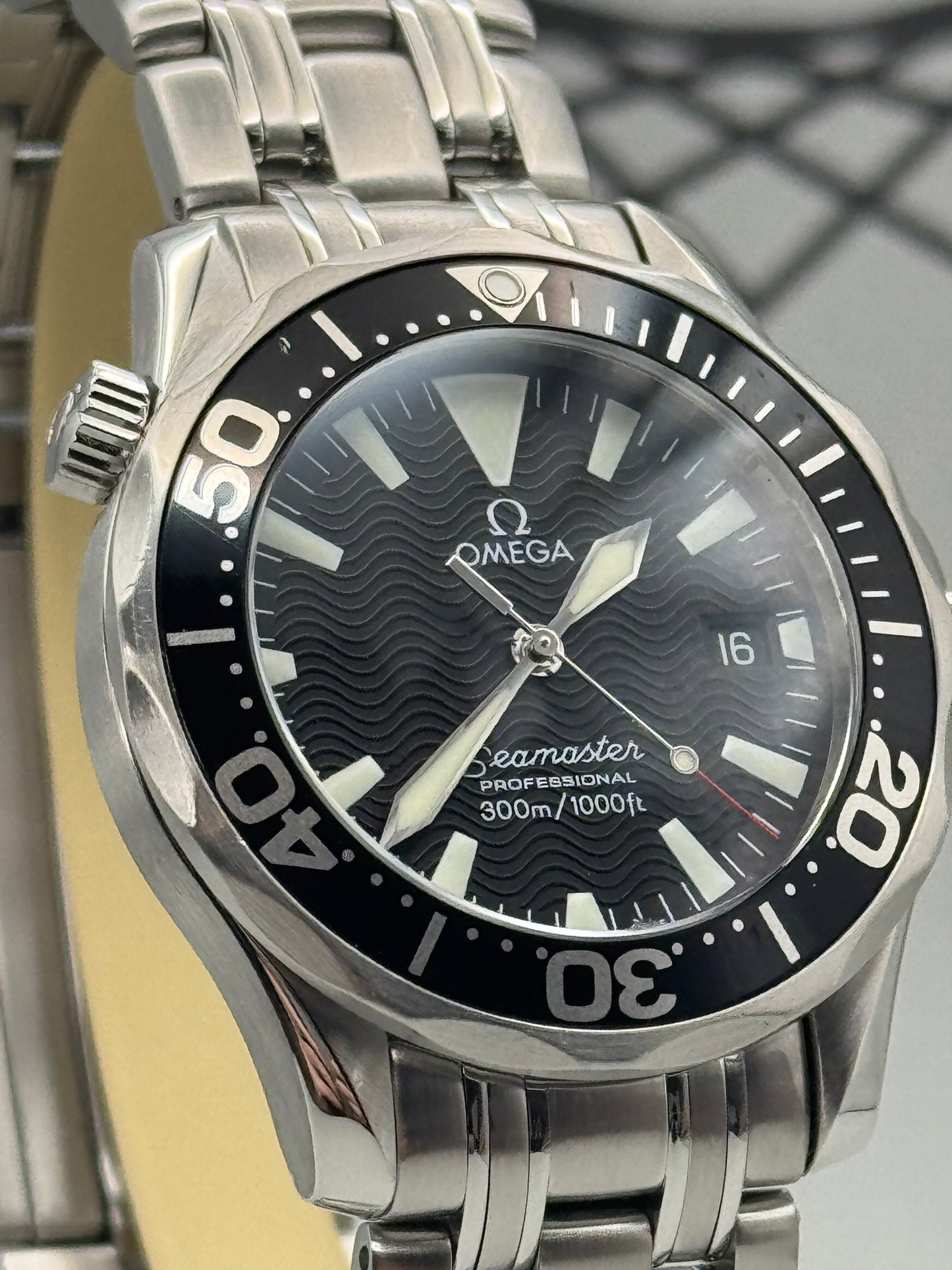 Omega Seamaster 300m 2262.50 36mm Serviced Quartz Full Set PX Welcome