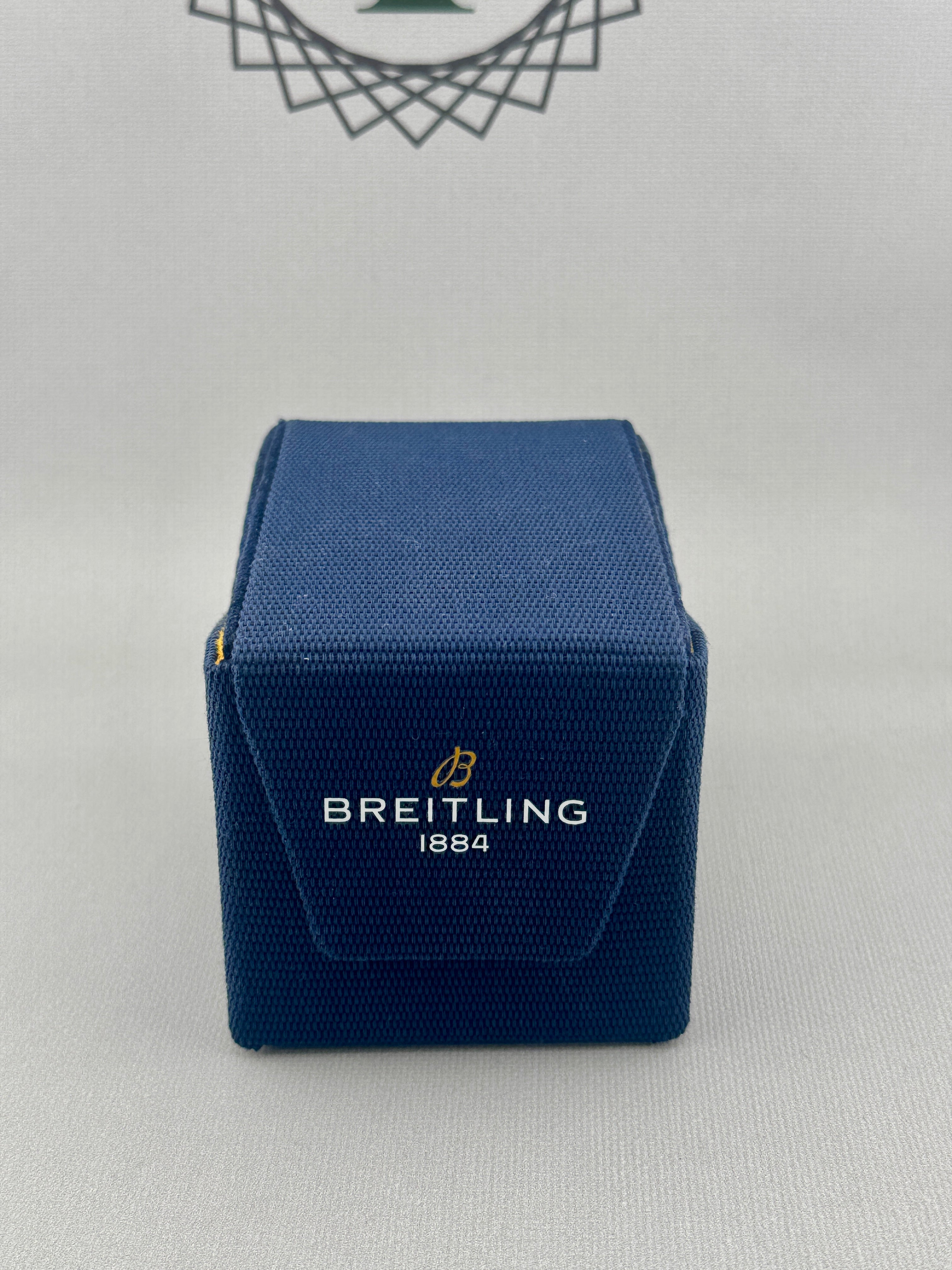 2022 Breitling Aviator 8 Curtiss Warhawk Chrono 43mm Green Dial A13316 Full Set