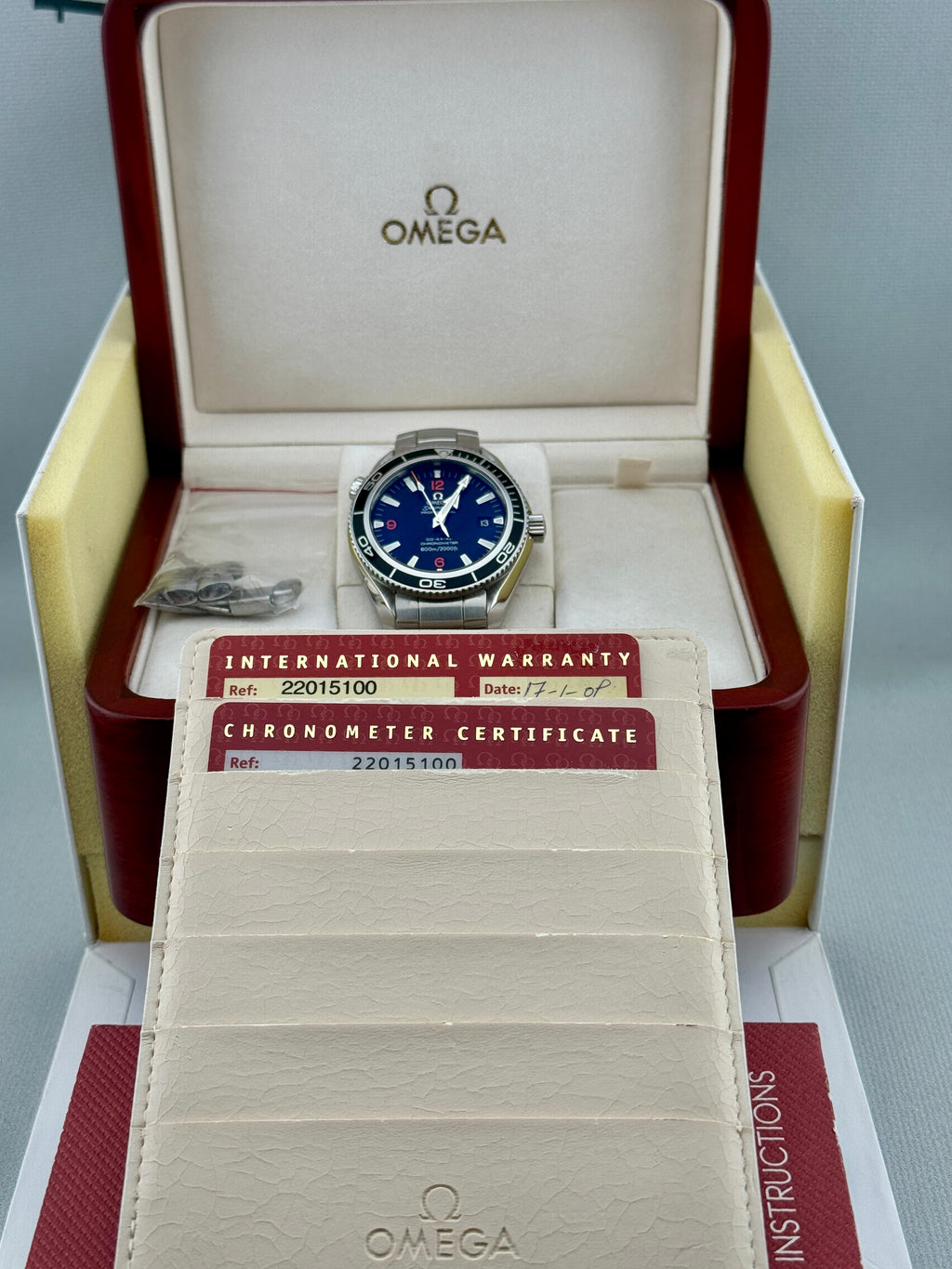 Omega SeaMaster Planet Ocean 42mm 2201.51 Auto Full Set PX Poss