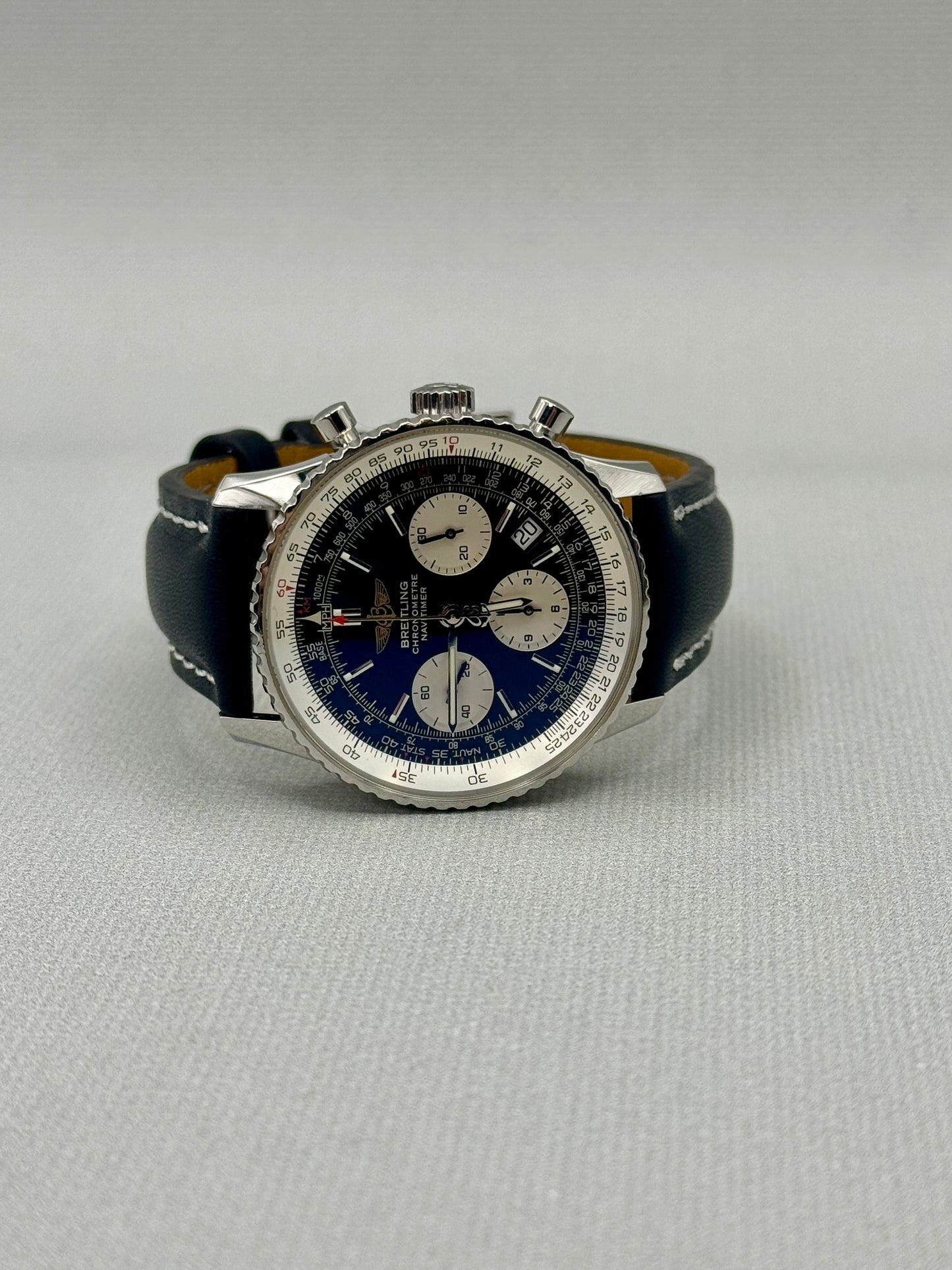 Breitling Navitimer Chrono 42mm A23322 Immaculate Full Set PX Welcome