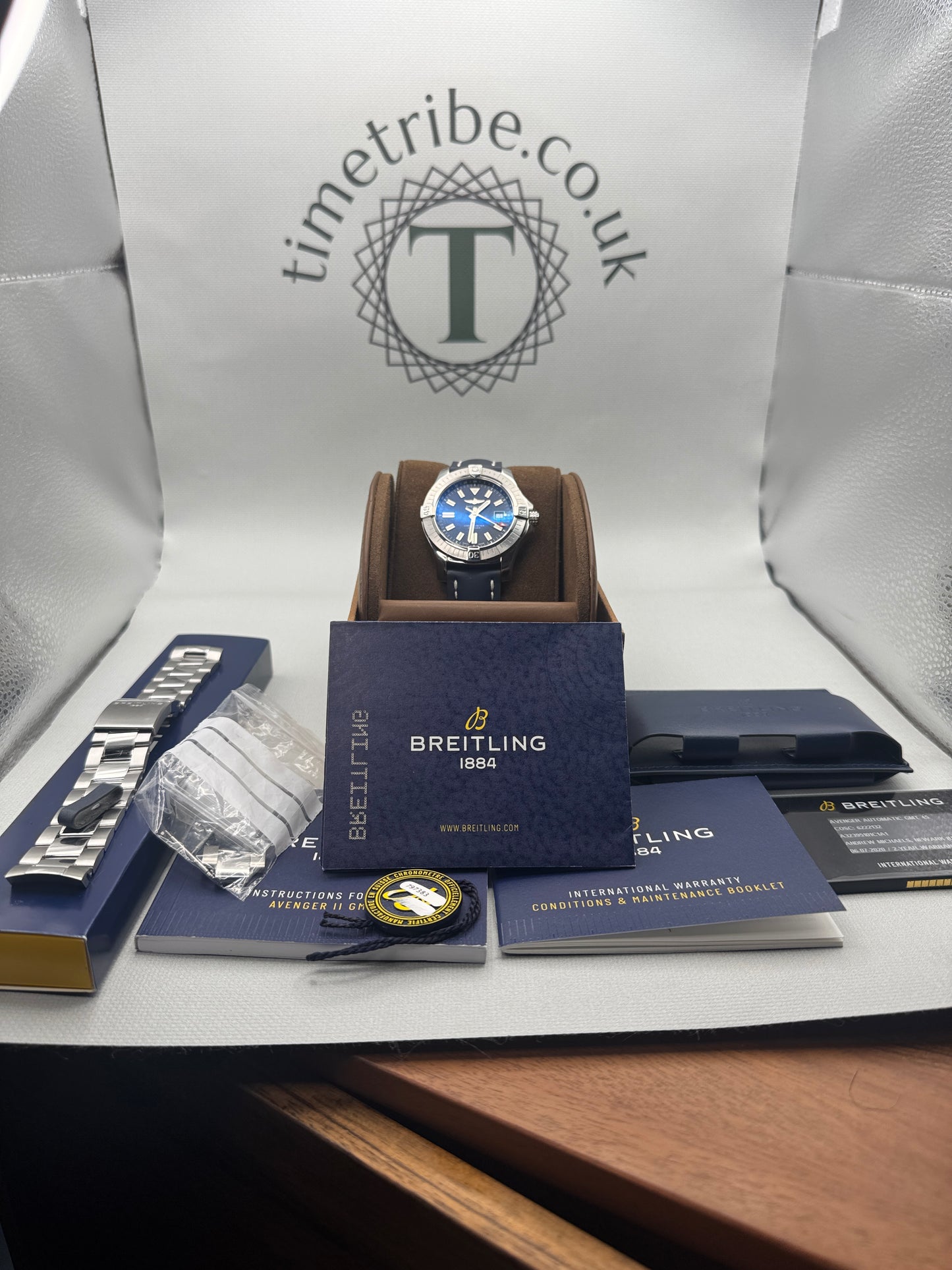 2020 Breitling Avenger GMT 45  A32395  Full Set + Extra Strap  Px Welcome
