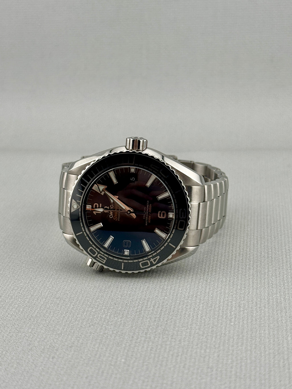 2024 Omega SeaMaster Planet Ocean 43.5mm 215.30.44.21.01.001 Full Set PX Poss