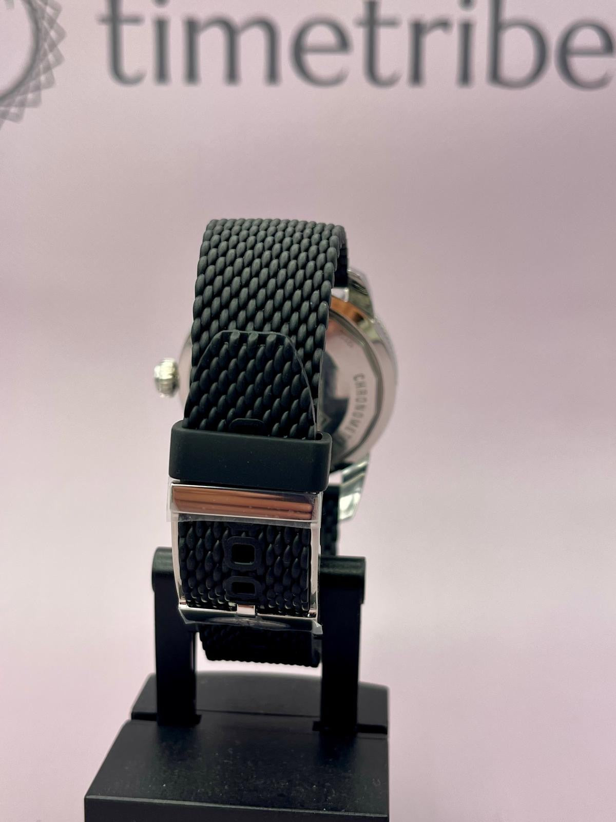 Breitling Superocean Men's Black Watch Automatic - A17320 - 44m - Full Set