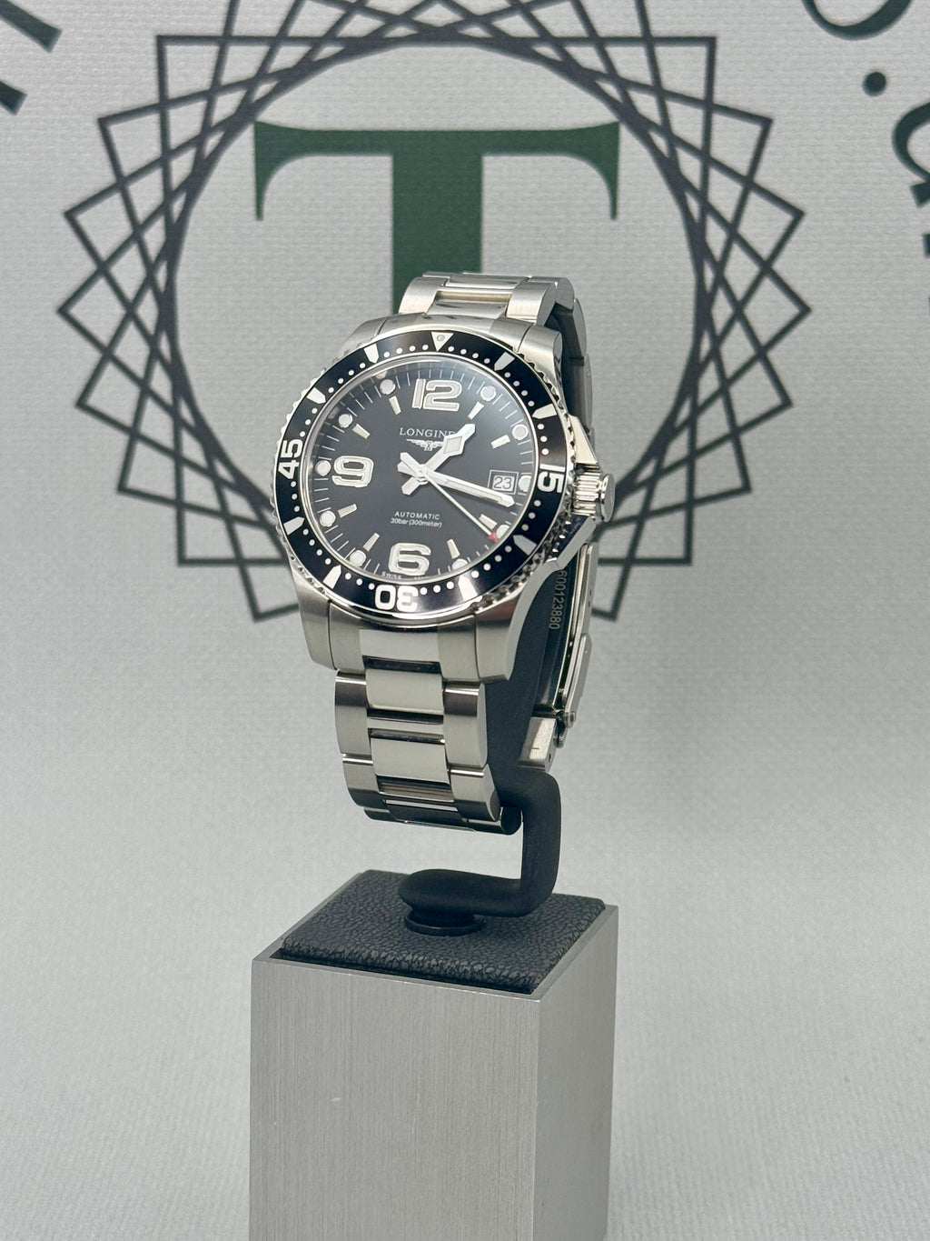 2024 Longines HydroConquest Automatic - 39mm - Immaculate -L3.741.4.56.6