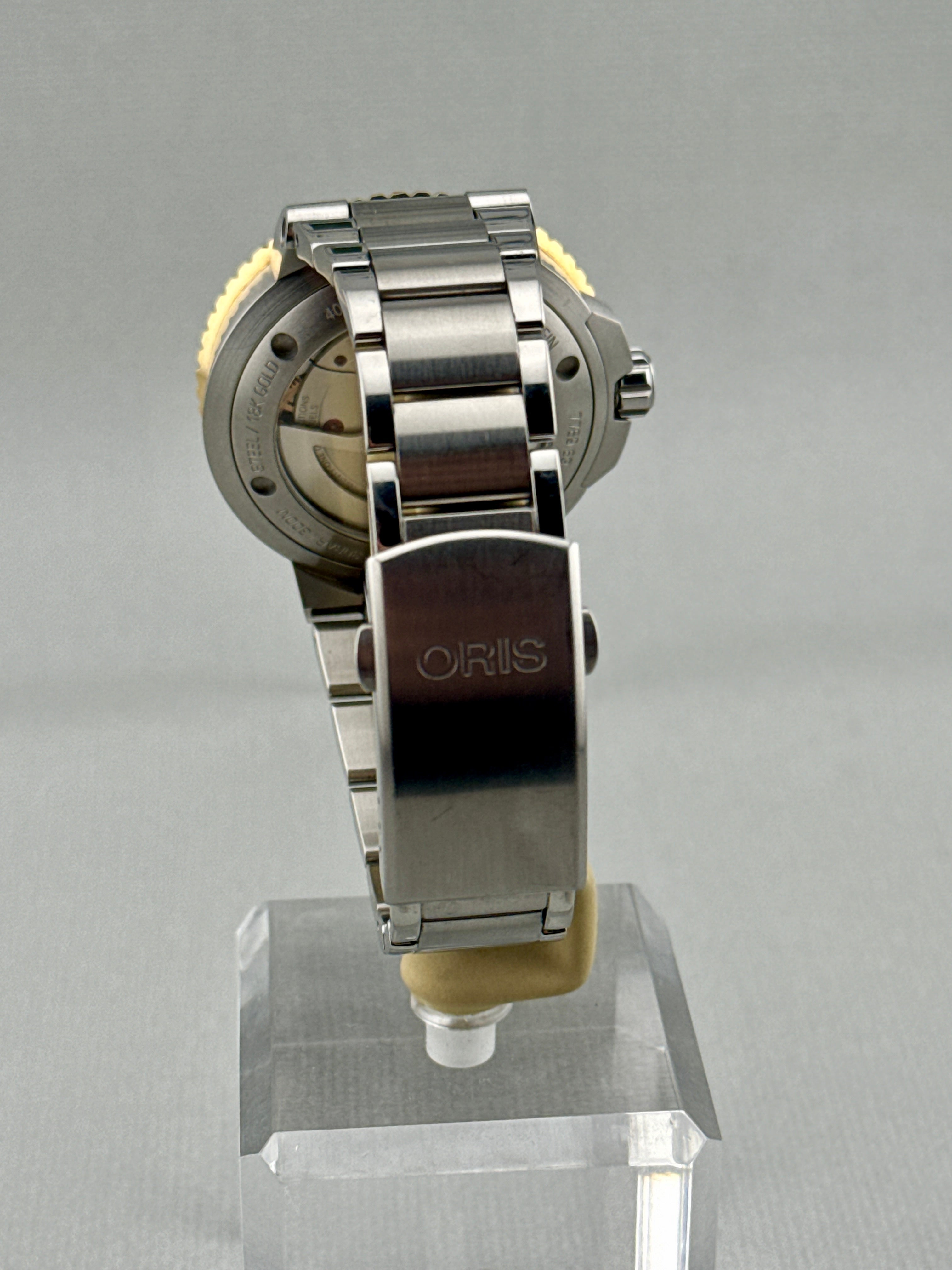 2024 Oris Mens Aquis Date Steel & Gold Auto Calibre 400 Blue 41.5mm Full Set