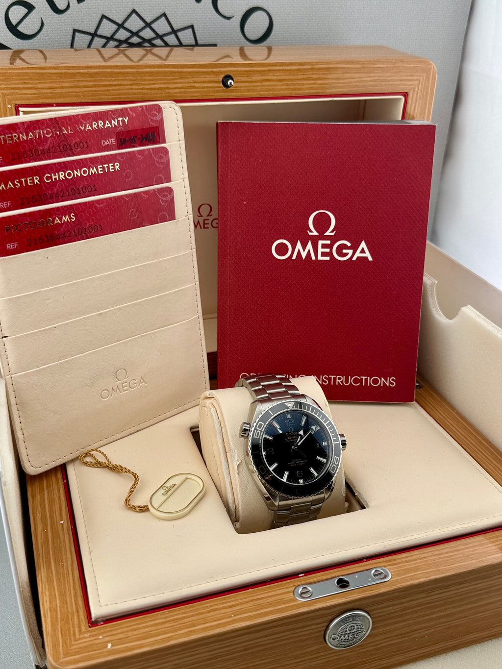 2024 Omega SeaMaster Planet Ocean 43.5mm 215.30.44.21.01.001 Full Set PX Poss