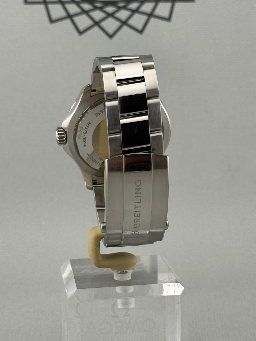 2022 Breitling Super Ocean 42mm A17375 Full Set PX & Finance Availalble