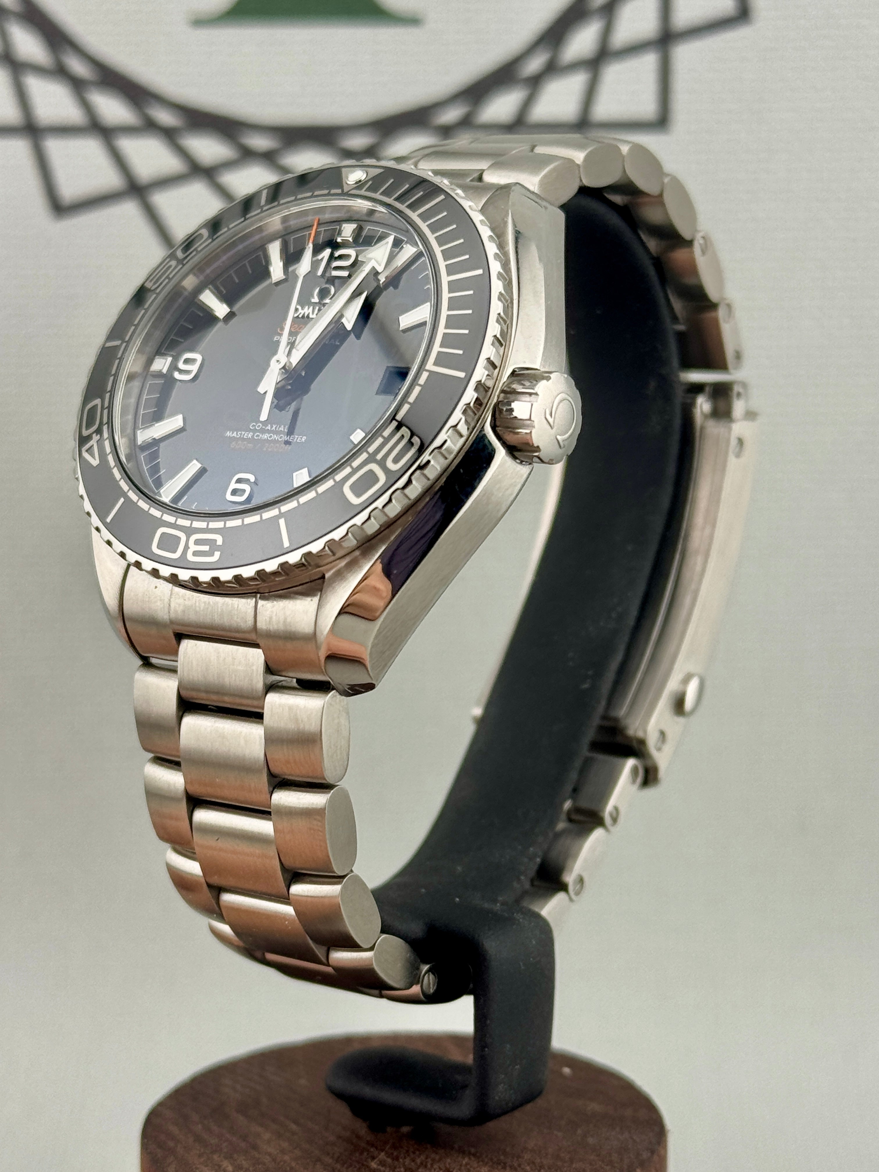2024 Omega SeaMaster Planet Ocean 43.5mm 215.30.44.21.01.001 Full Set PX Poss