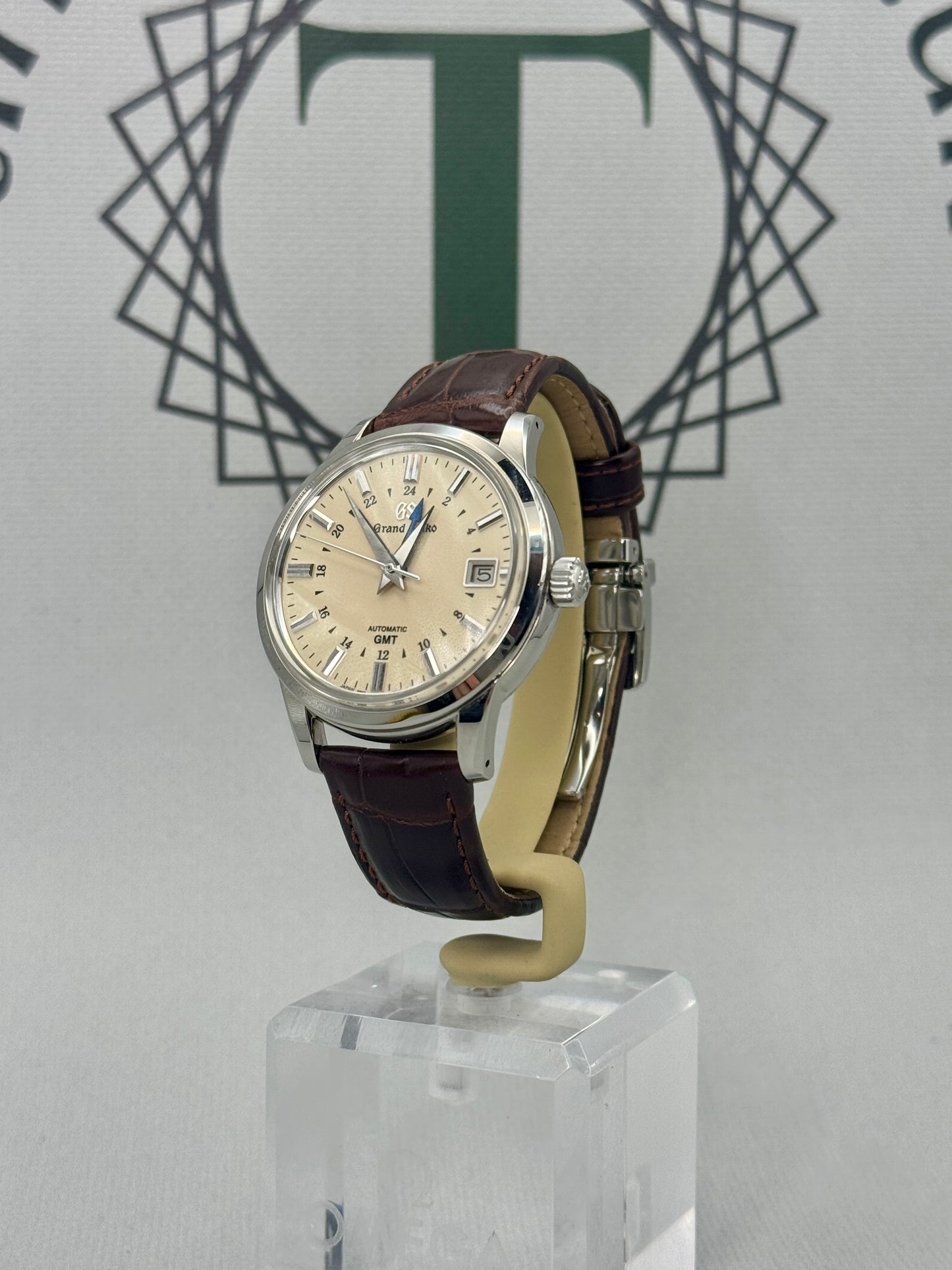 2024 GRAND SEIKO ELEGANCE - SBGM221 - 39.5mm - Full Set