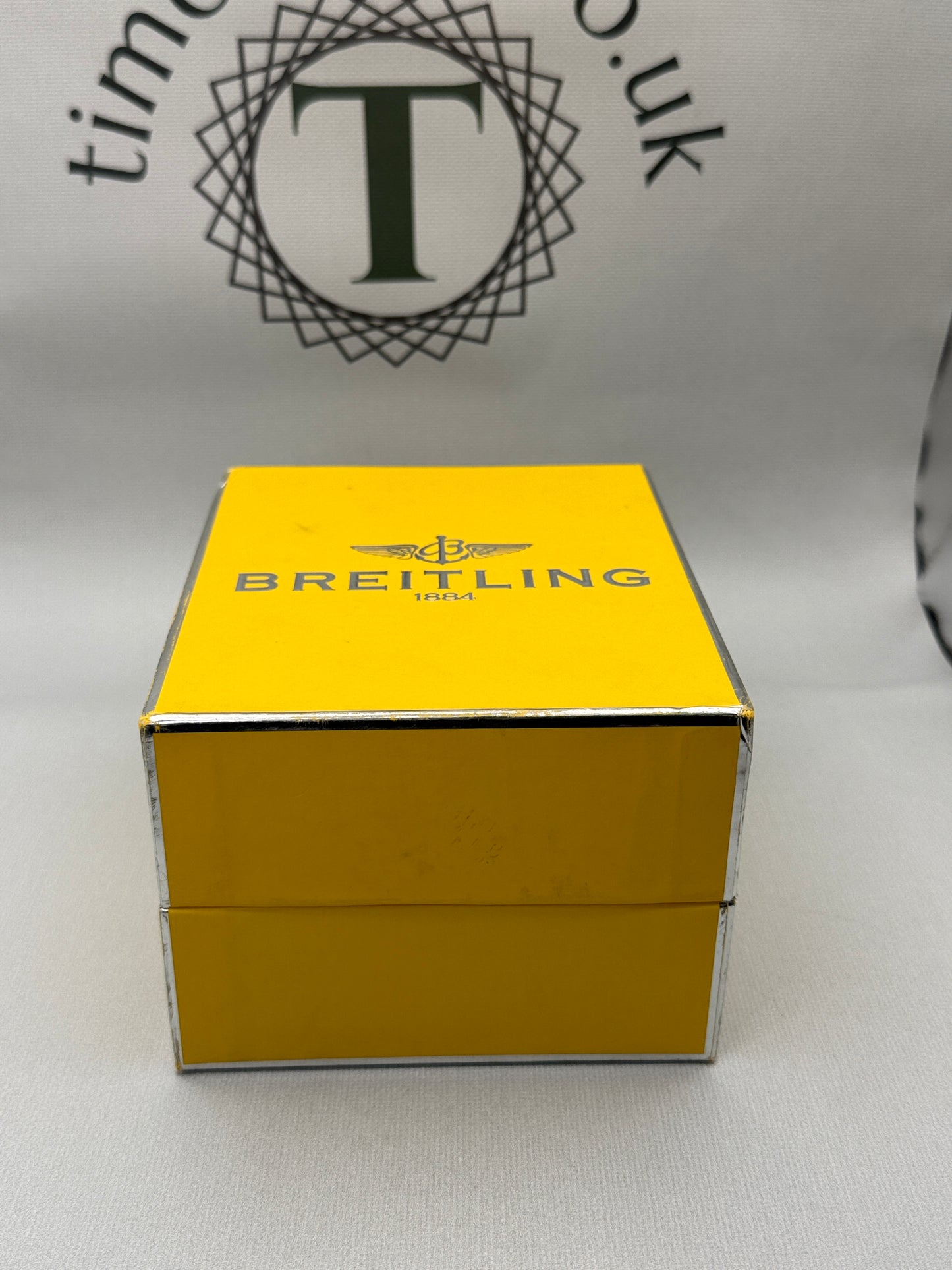 Breitling Navitimer Chrono 42mm A23322 Immaculate Full Set PX Welcome