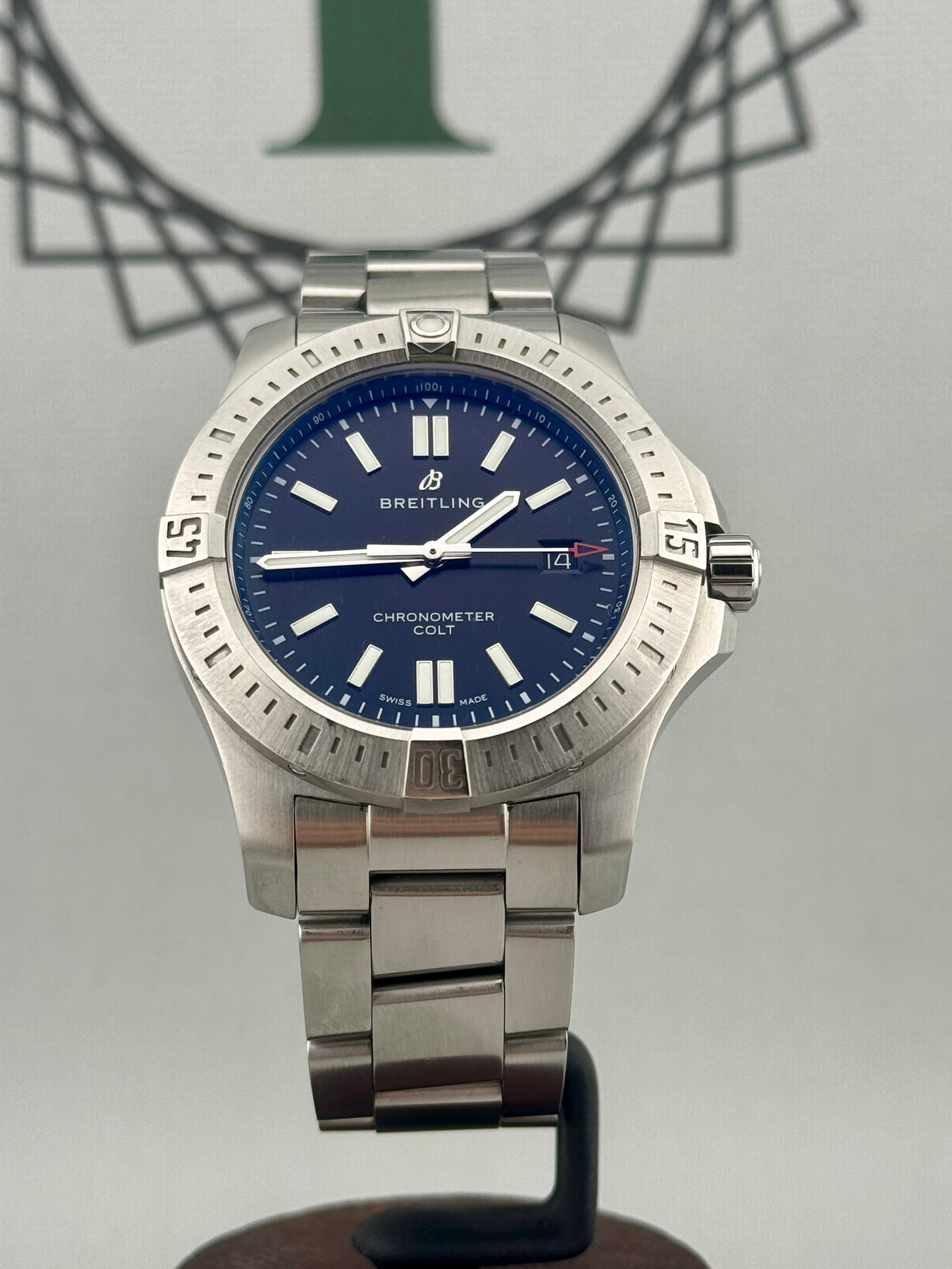 Breitling Colt Avenger A17388 44m Automatic Full Set Part X/Finance poss
