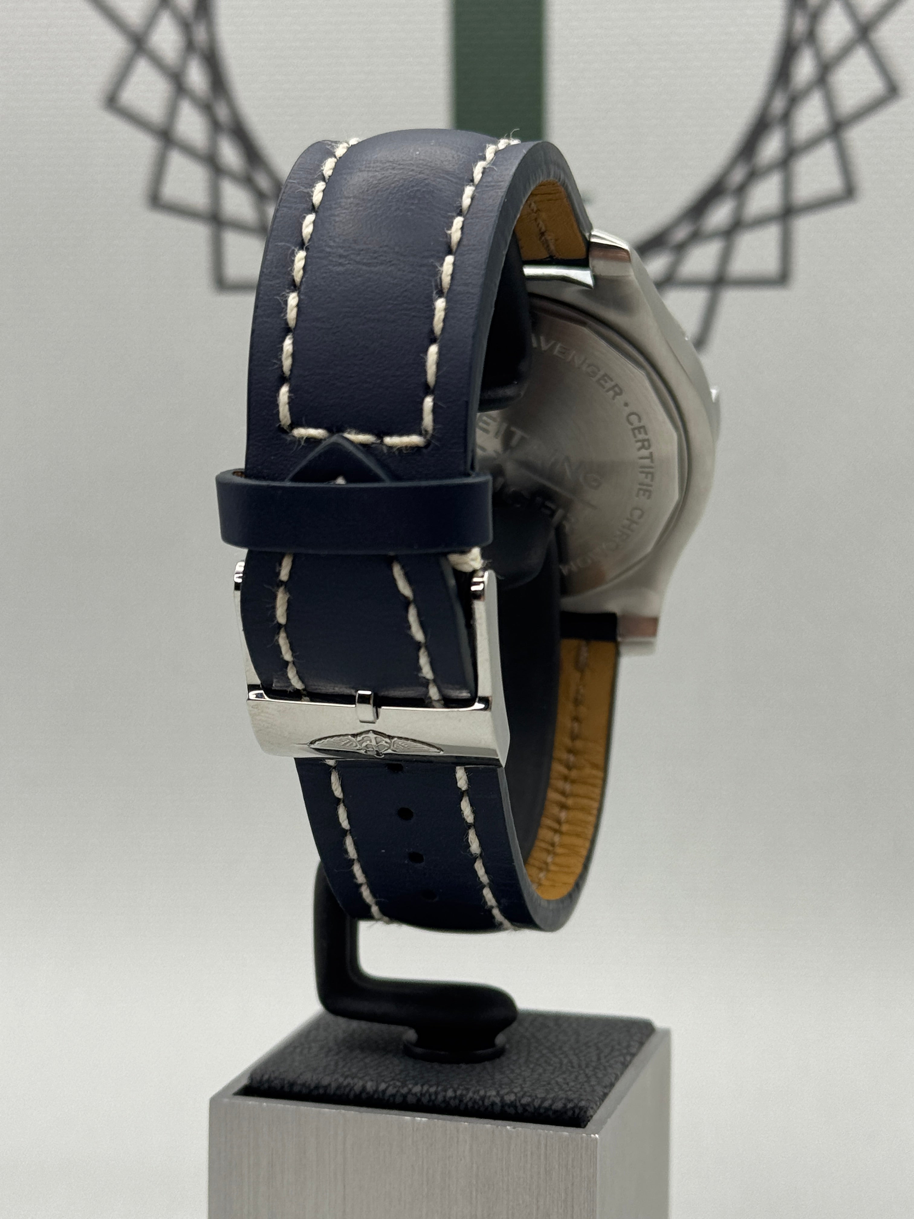 2020 Breitling Avenger GMT 45  A32395  Full Set + Extra Strap  Px Welcome