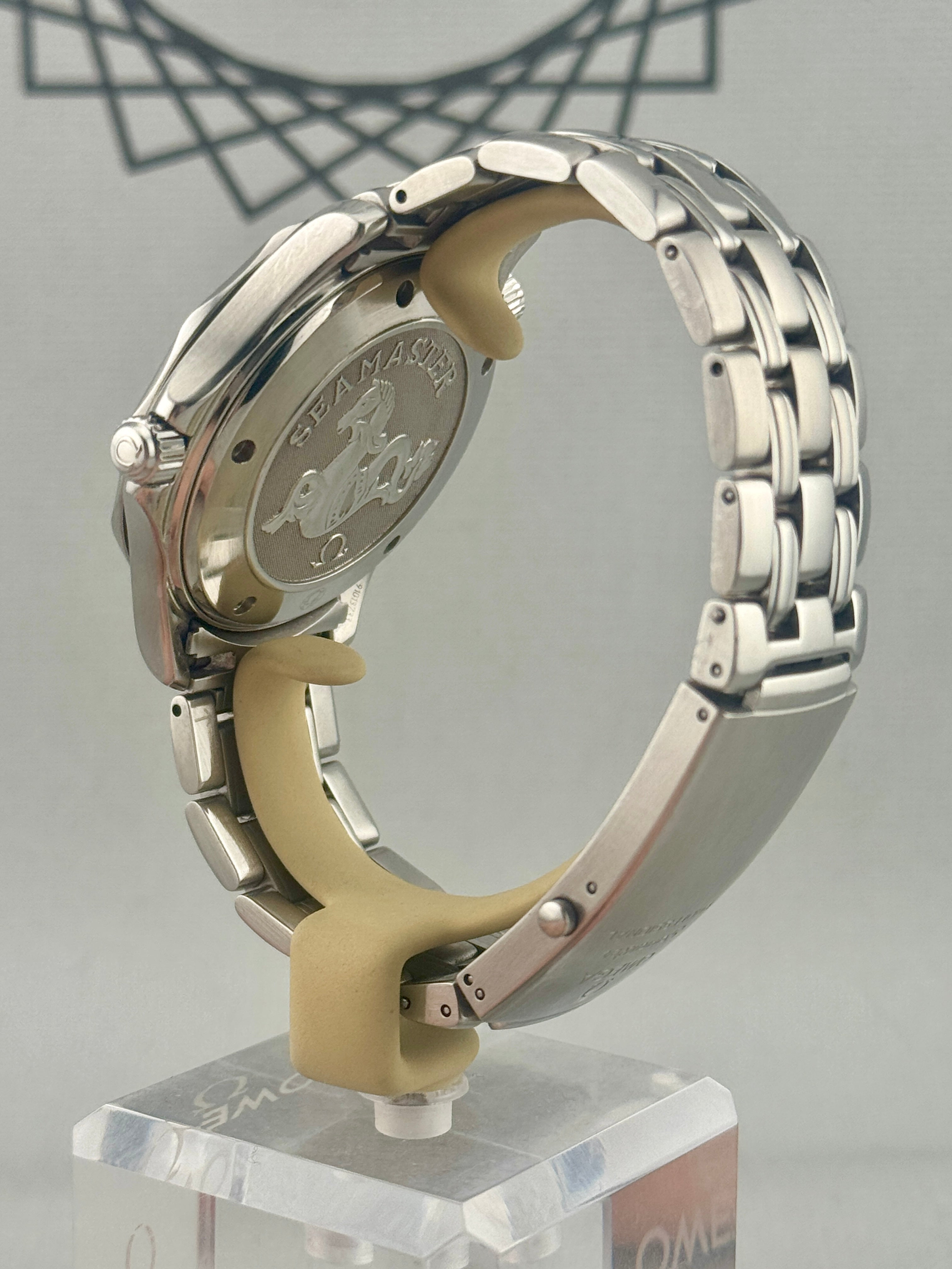 Omega Seamaster Diver 300 Quartz 41mm 212.30.41.61.01.001 Full Set
