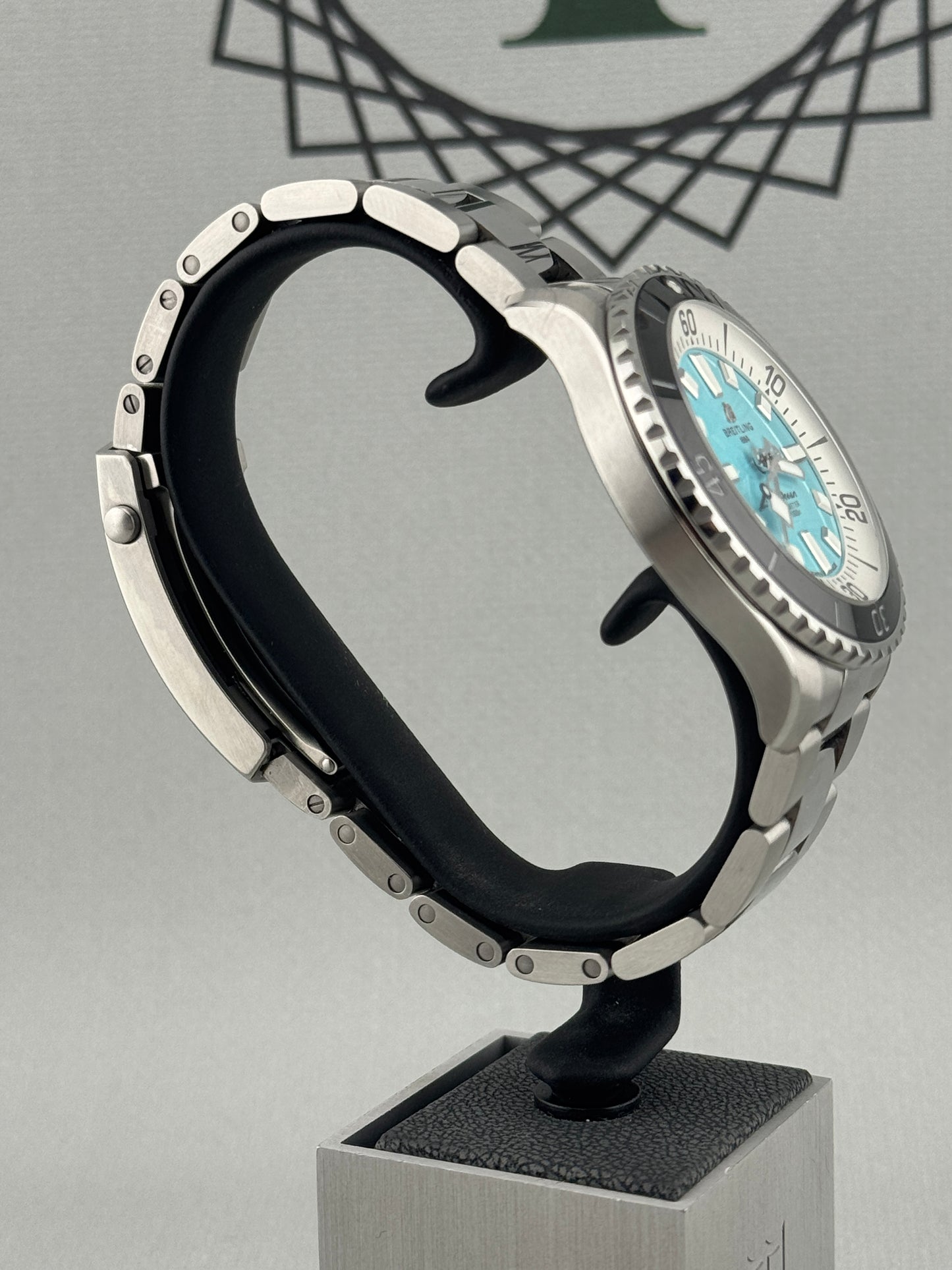 2022 Breitling Superocean Automatic Turquoise 44m A17376 Full Set PX Welcome