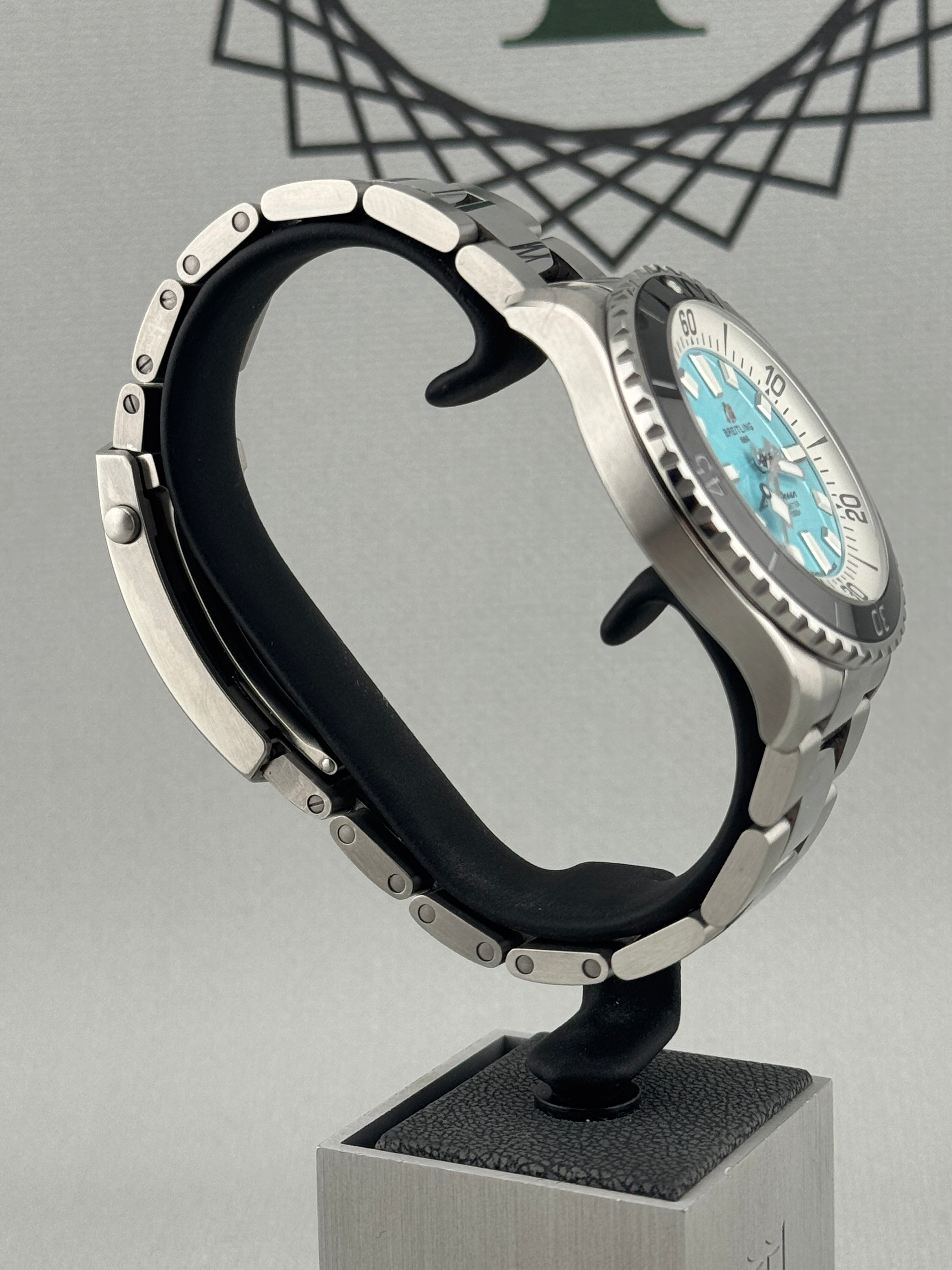 2022 Breitling Superocean Automatic Turquoise 44m A17376 Full Set PX Welcome