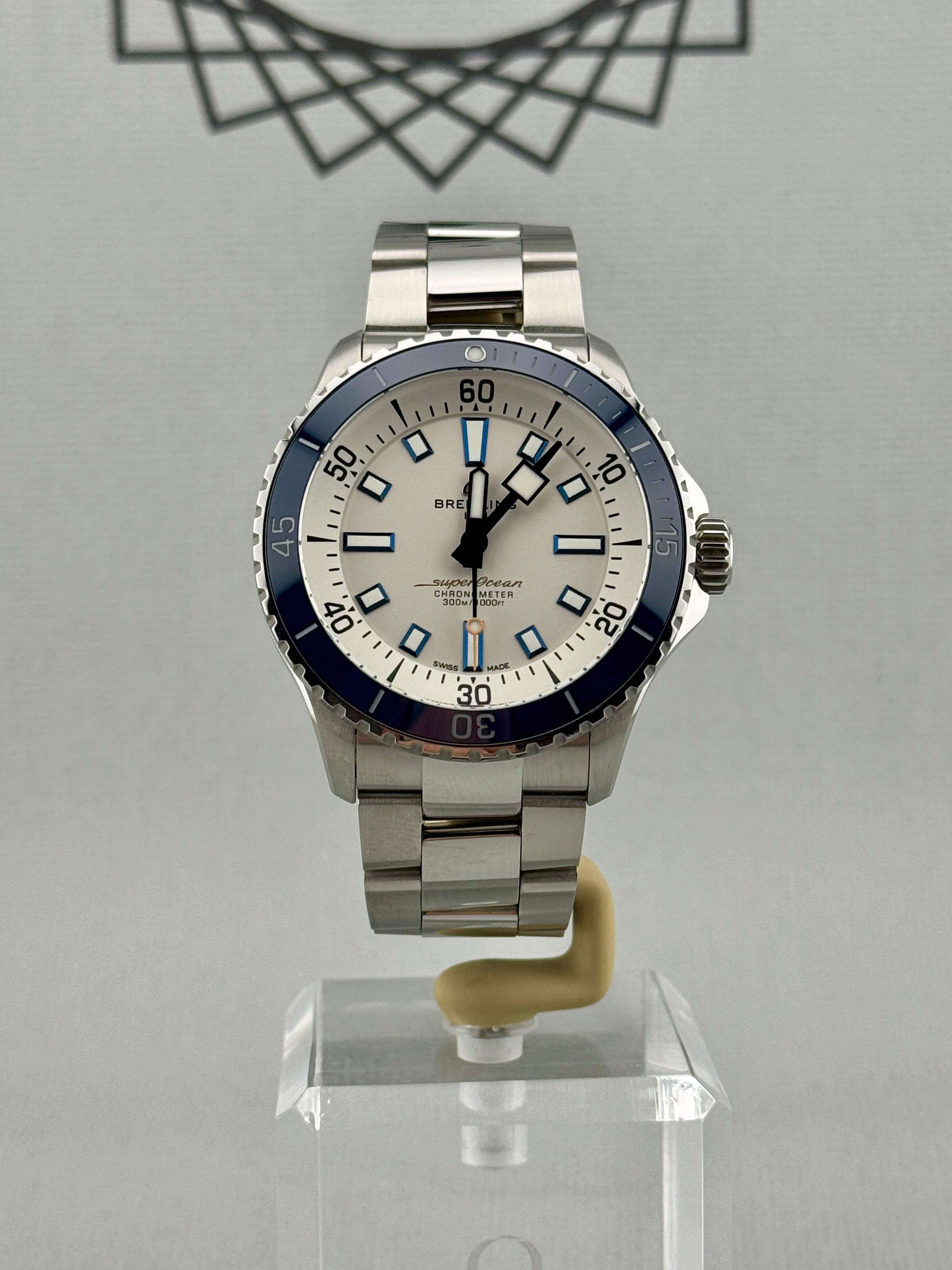2022 Breitling Super Ocean 42mm A17375 Full Set PX & Finance Availalble