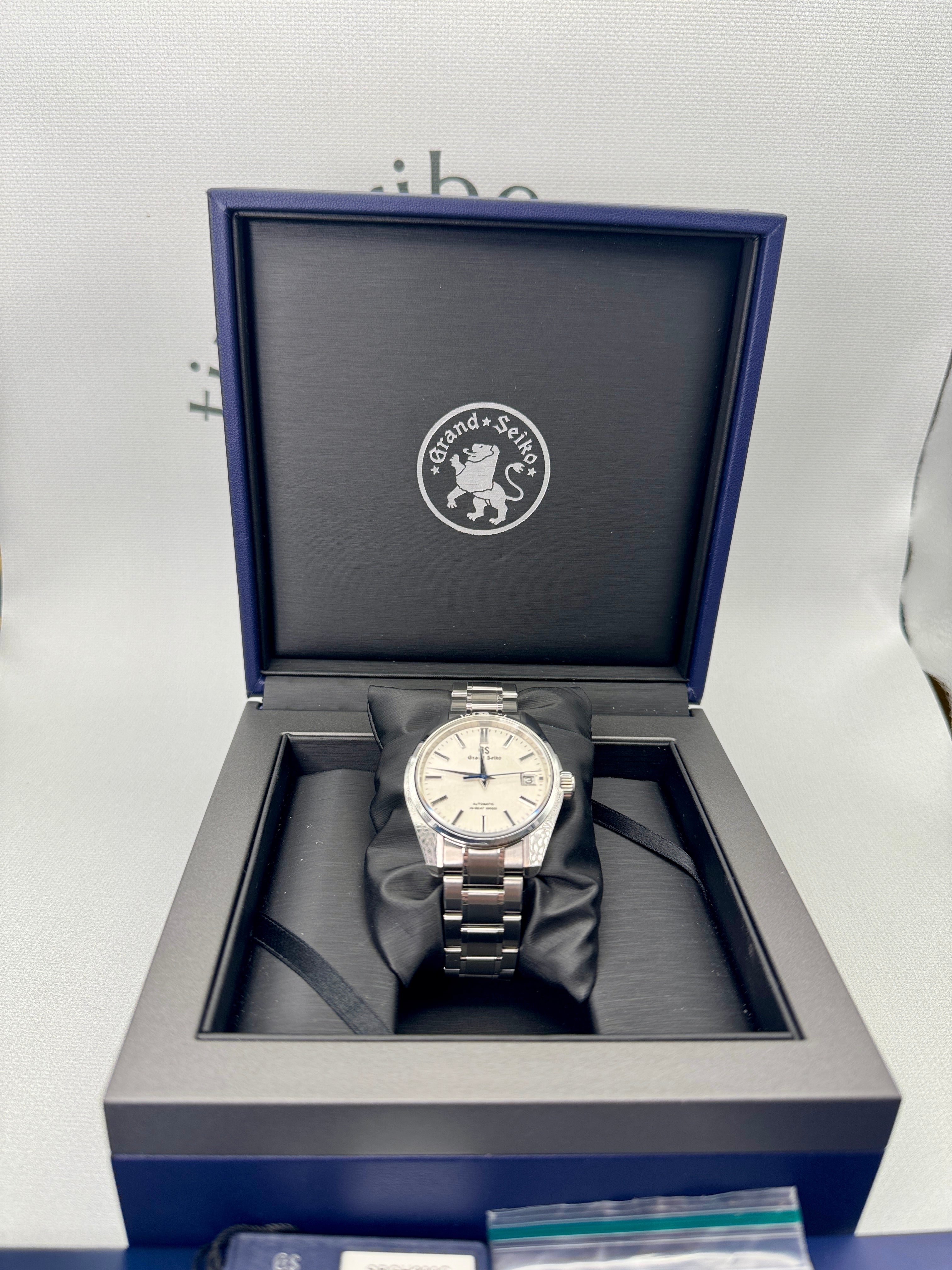GRAND SEIKO Heritage 'Snowfall Mt. Iwate' - SBGH299 - 40mm - Full Set - PX poss