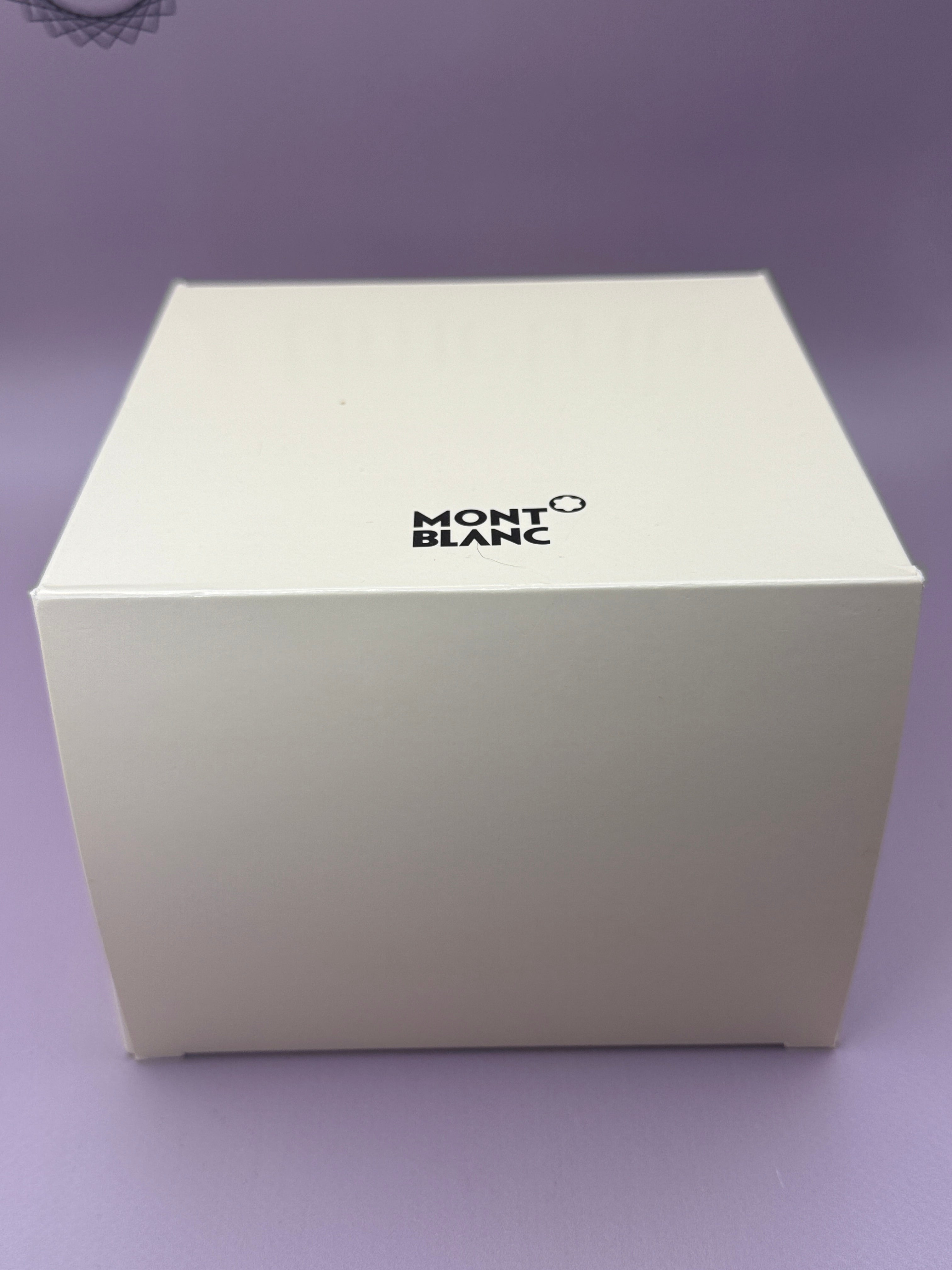 2025 *NEW/UNWORN* Montblanc Star Legacy 32mm Small Second Diamond Dial